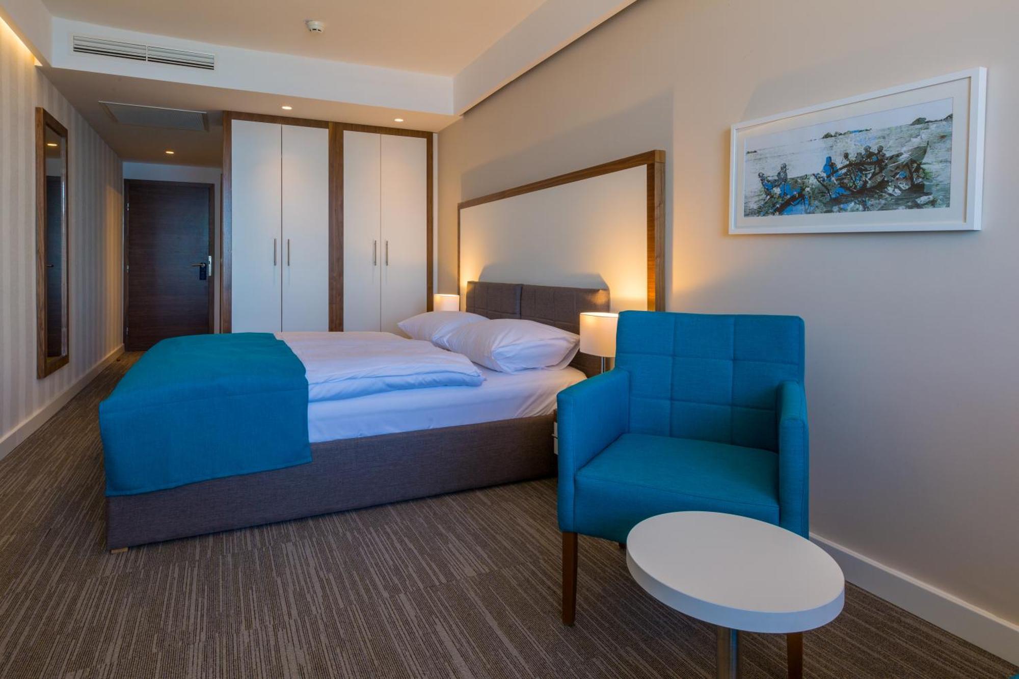 Standard Double or Twin Room Balcony