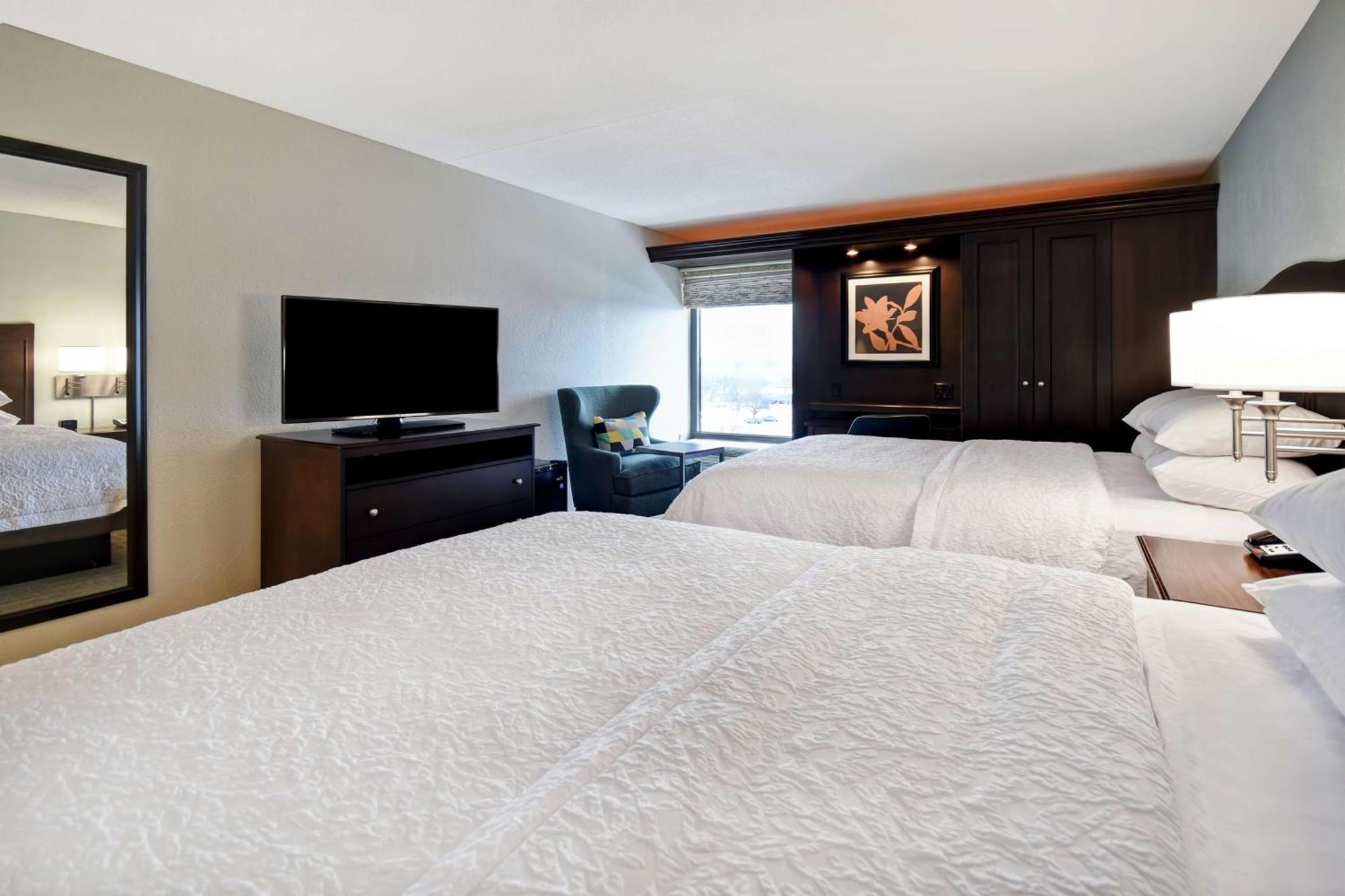 Room Two Queen Beds Non-Smoking