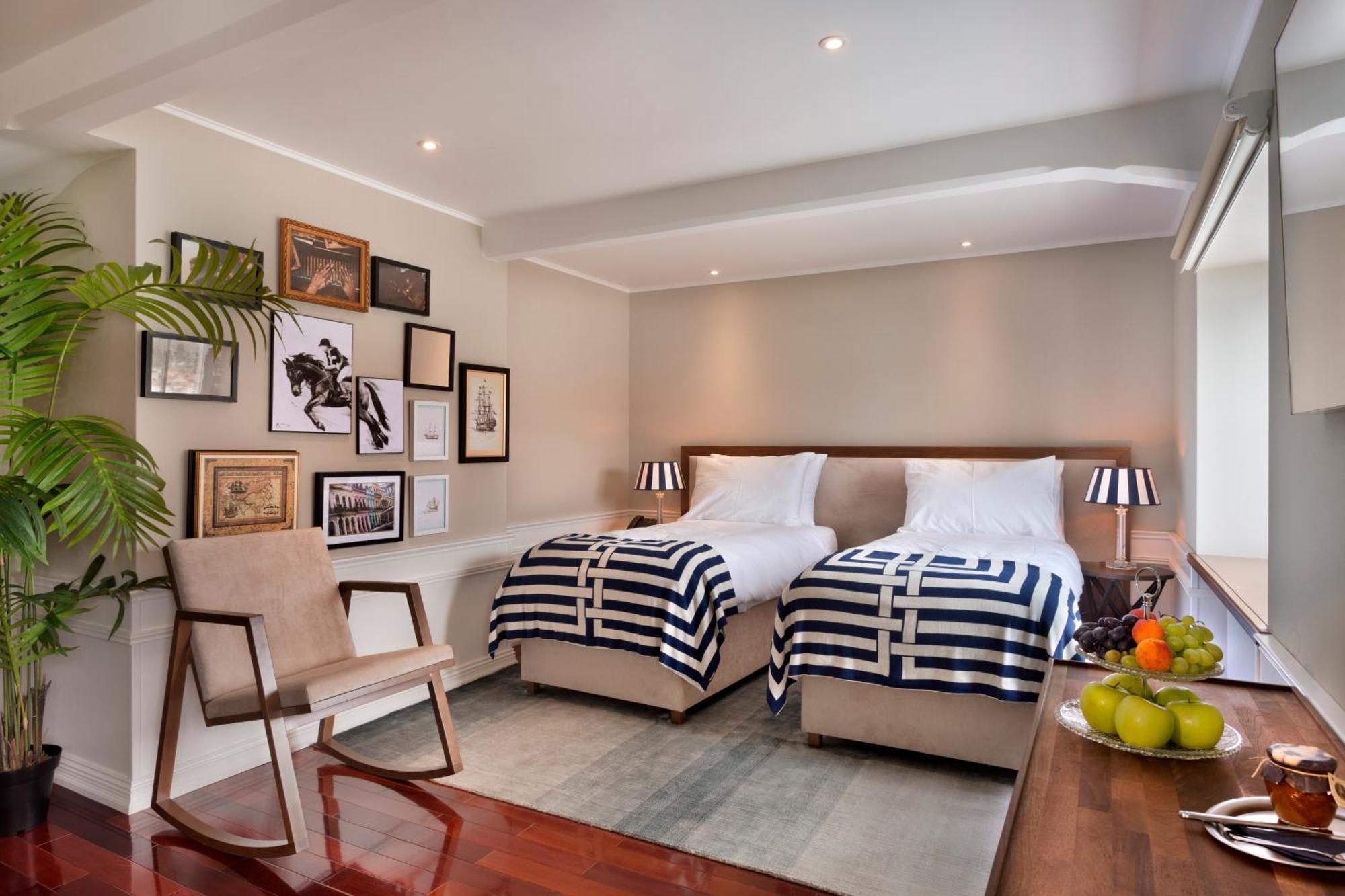 Deluxe Doppel-/Zweibettzimmer