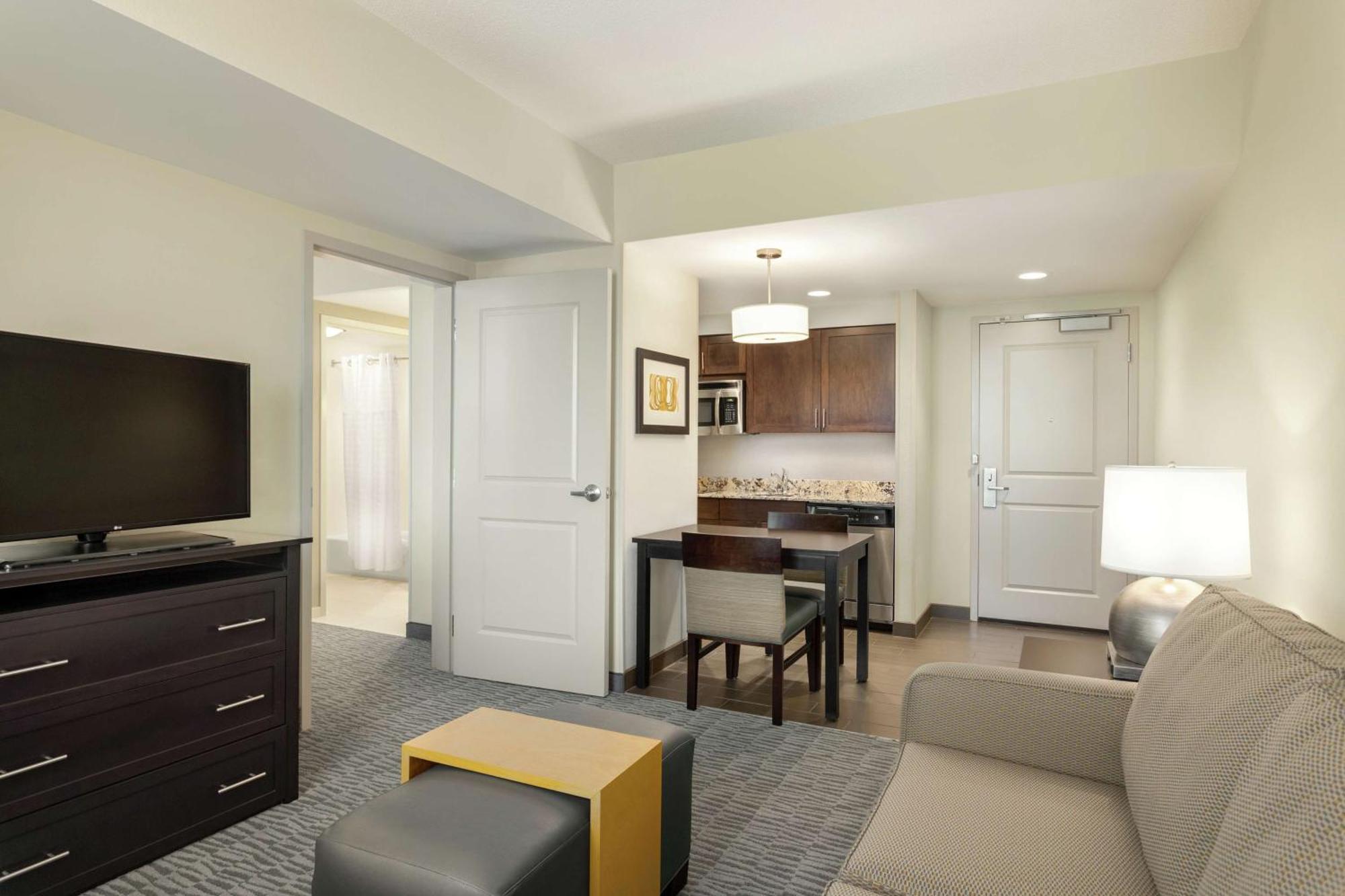 One-Bedroom King Suite Non-Smoking