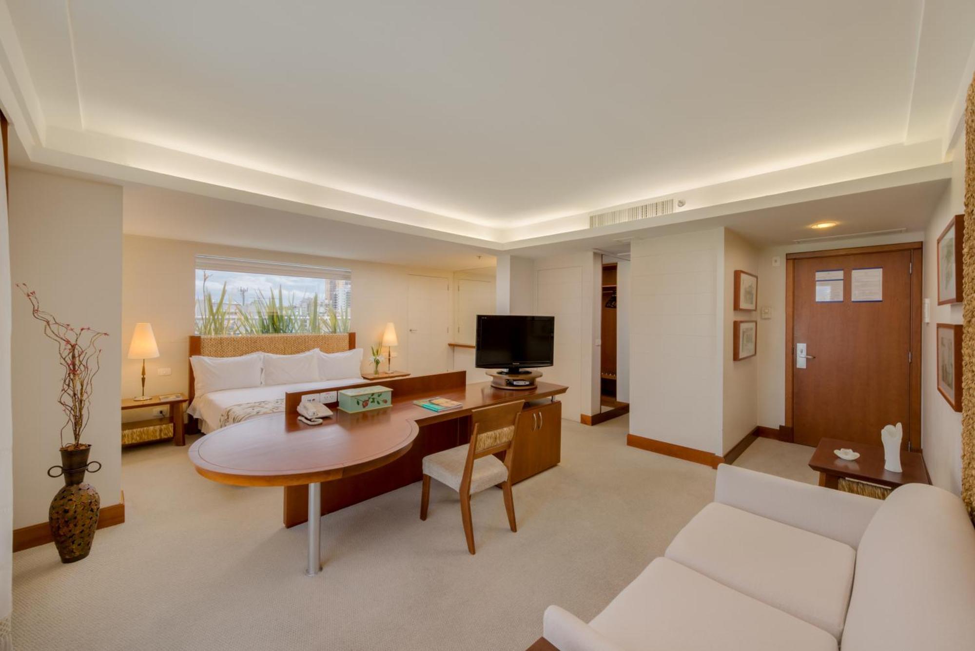 King Suite Spa Bath