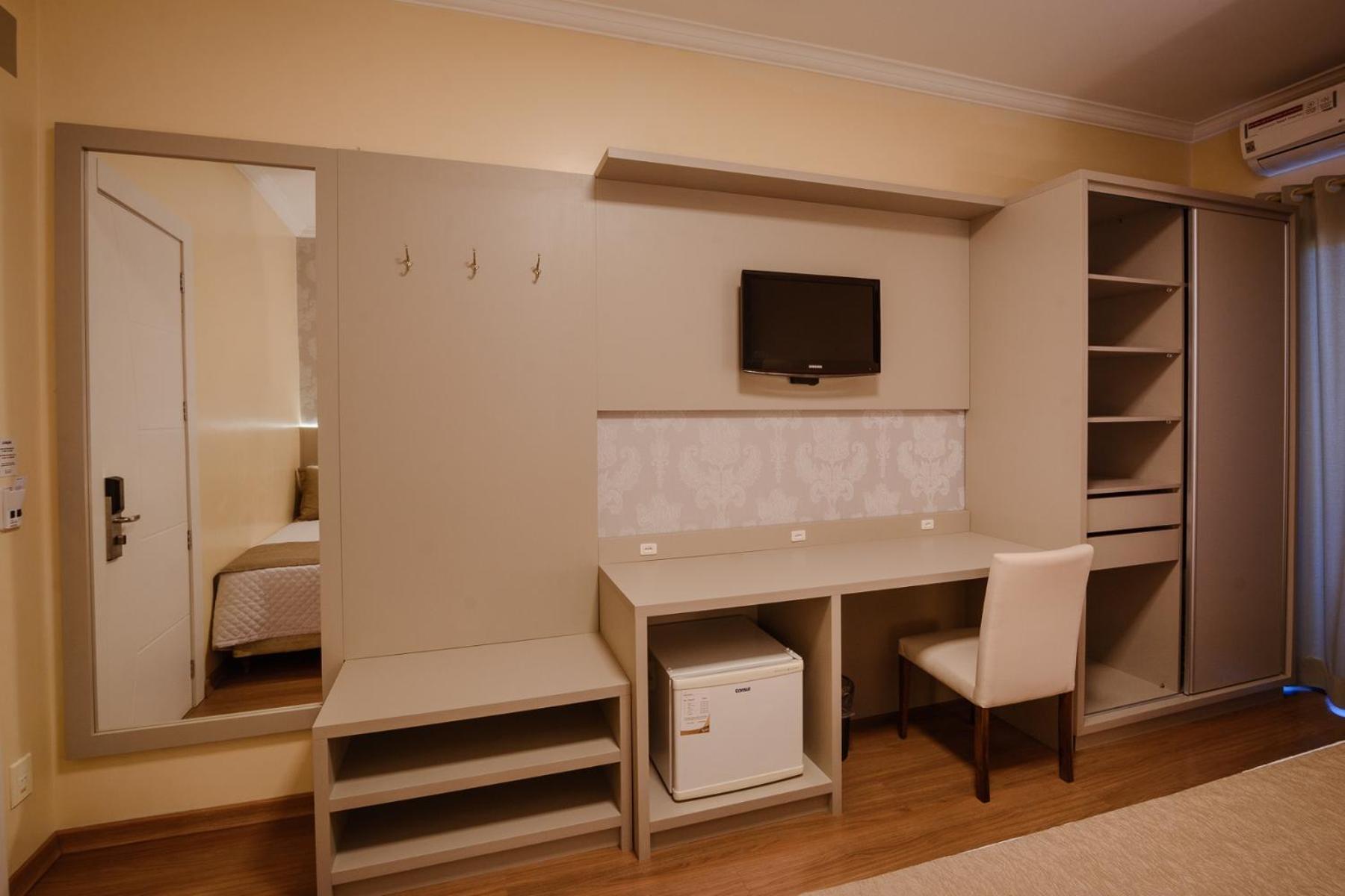Luxury Triple Room