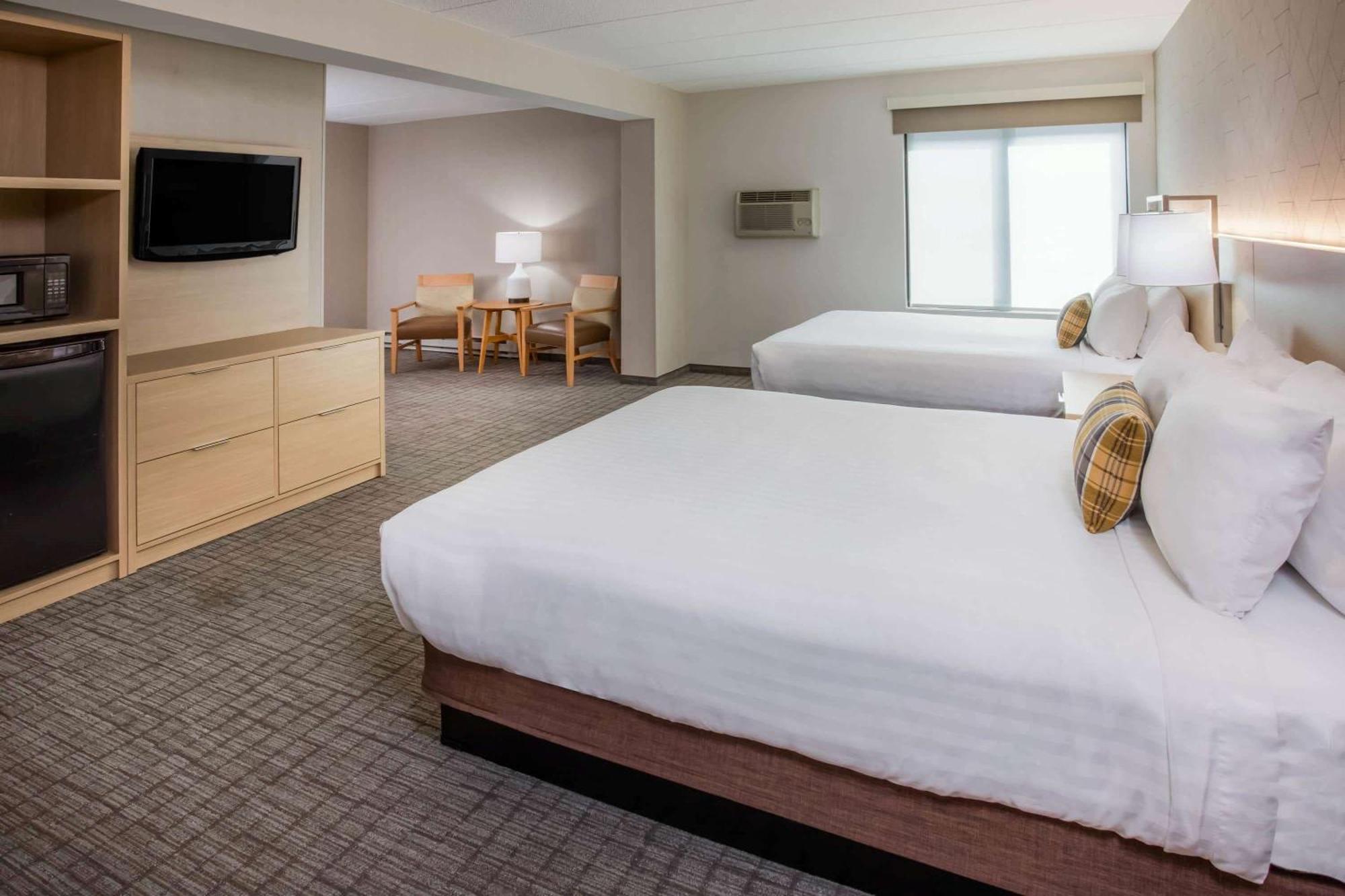 Queen Room Two Queen Beds Mobility or Hearing Impaired Accessible Non-Smoking