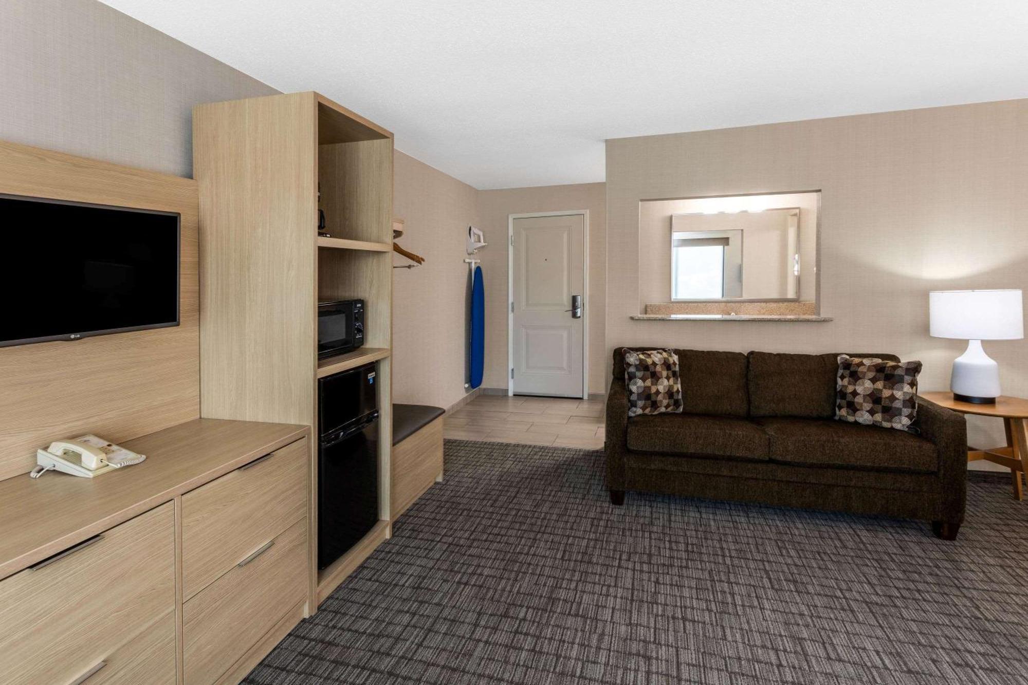 King Studio Suite Non-Smoking