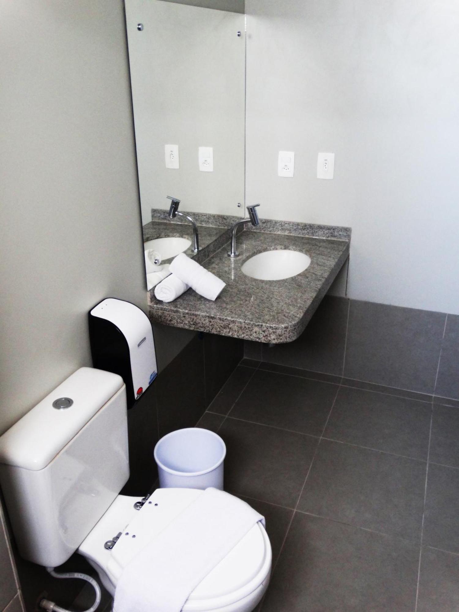 Quarto Duplo Standard