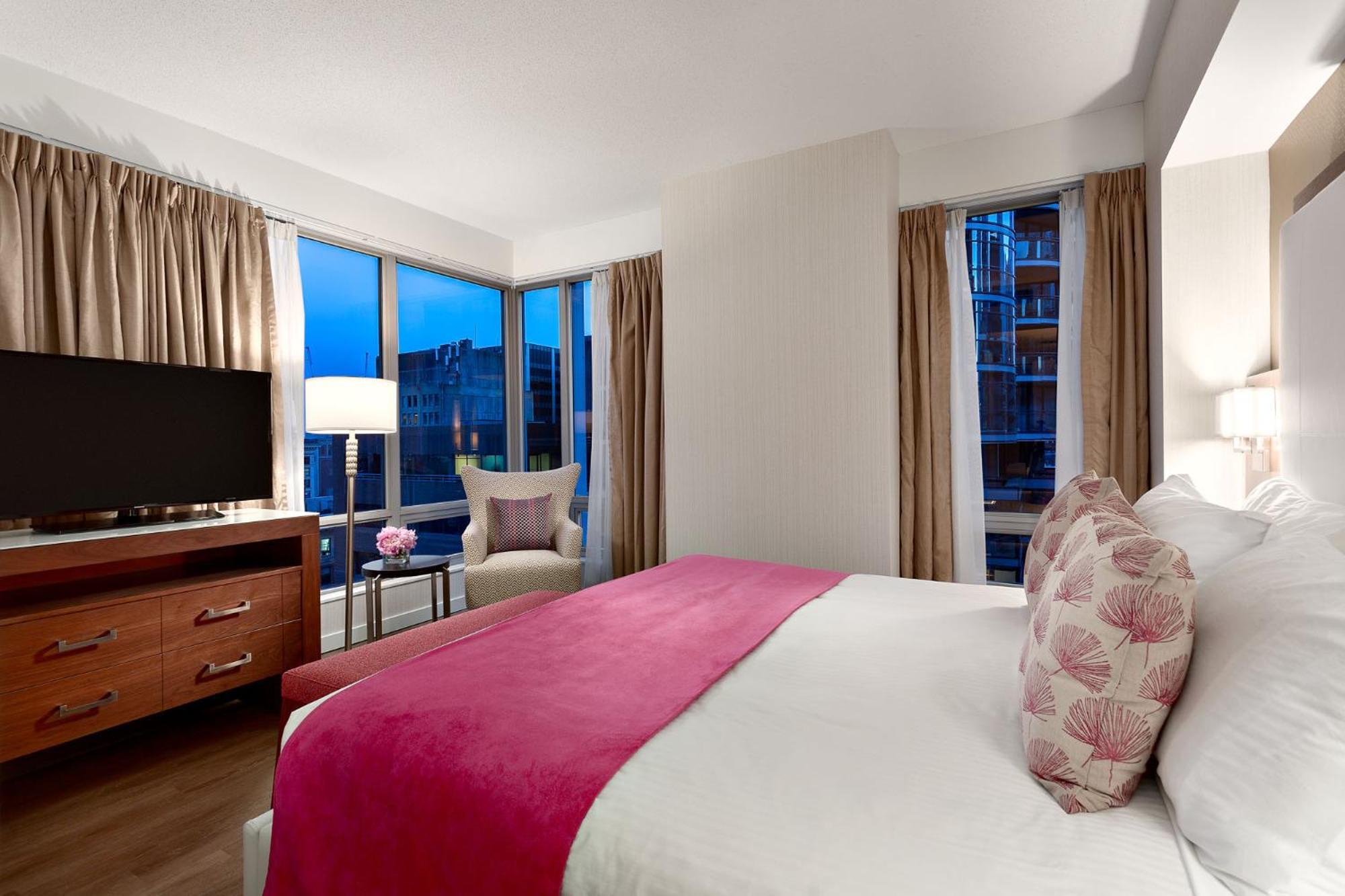 King Suite City View