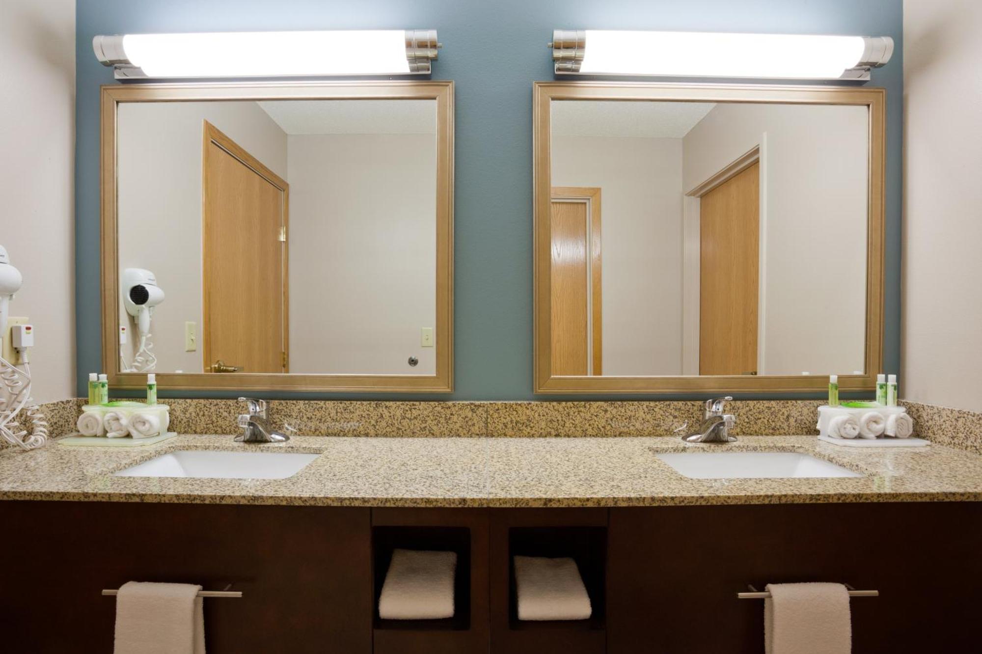 Executive Suite Non-Smoking