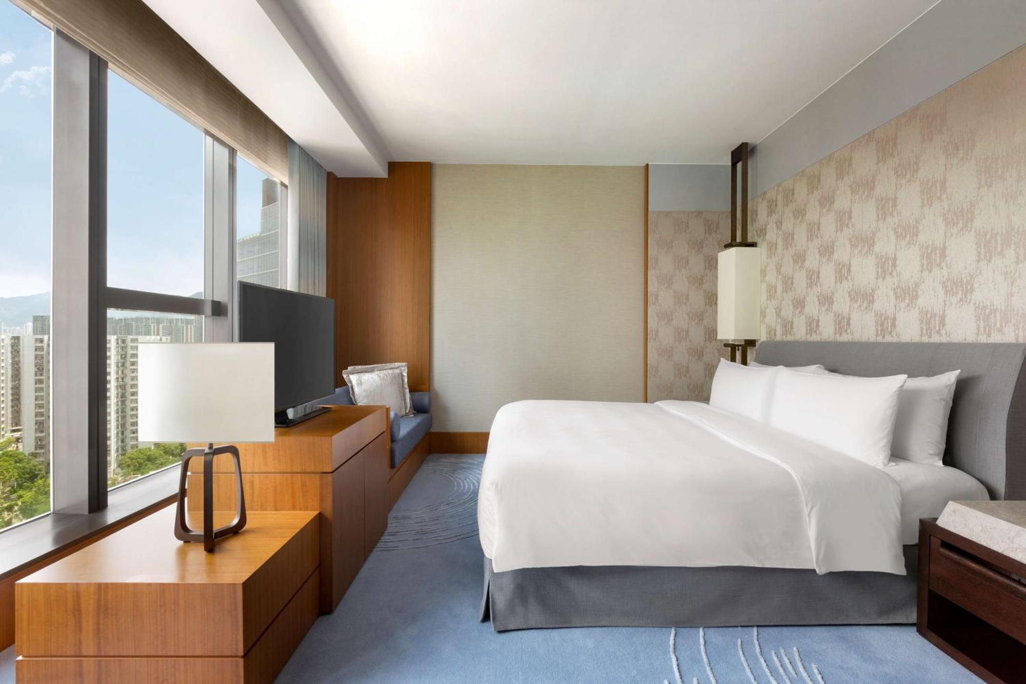 Club Premier King Room City View