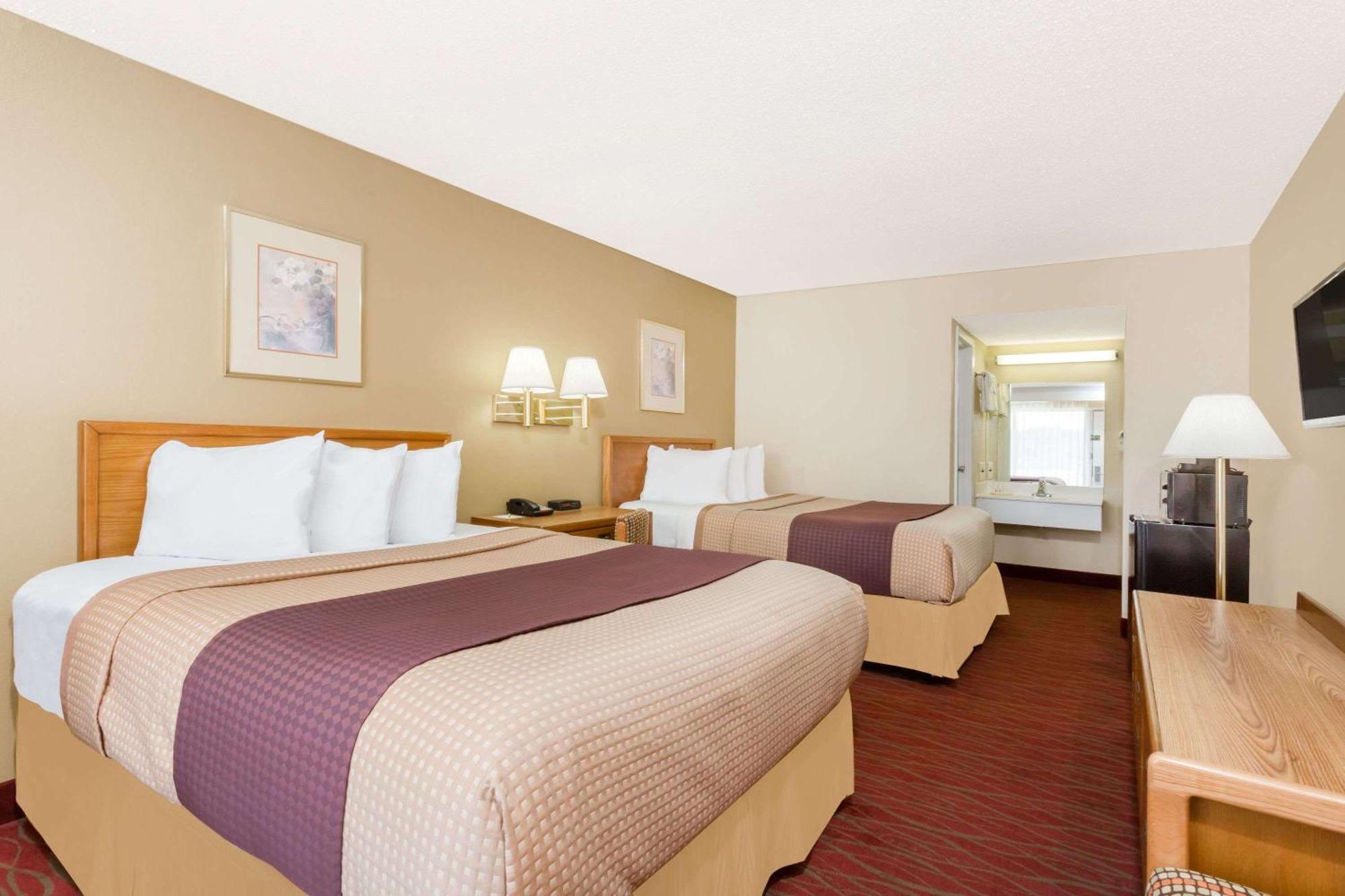 Double Room Two Double Beds Non-Smoking