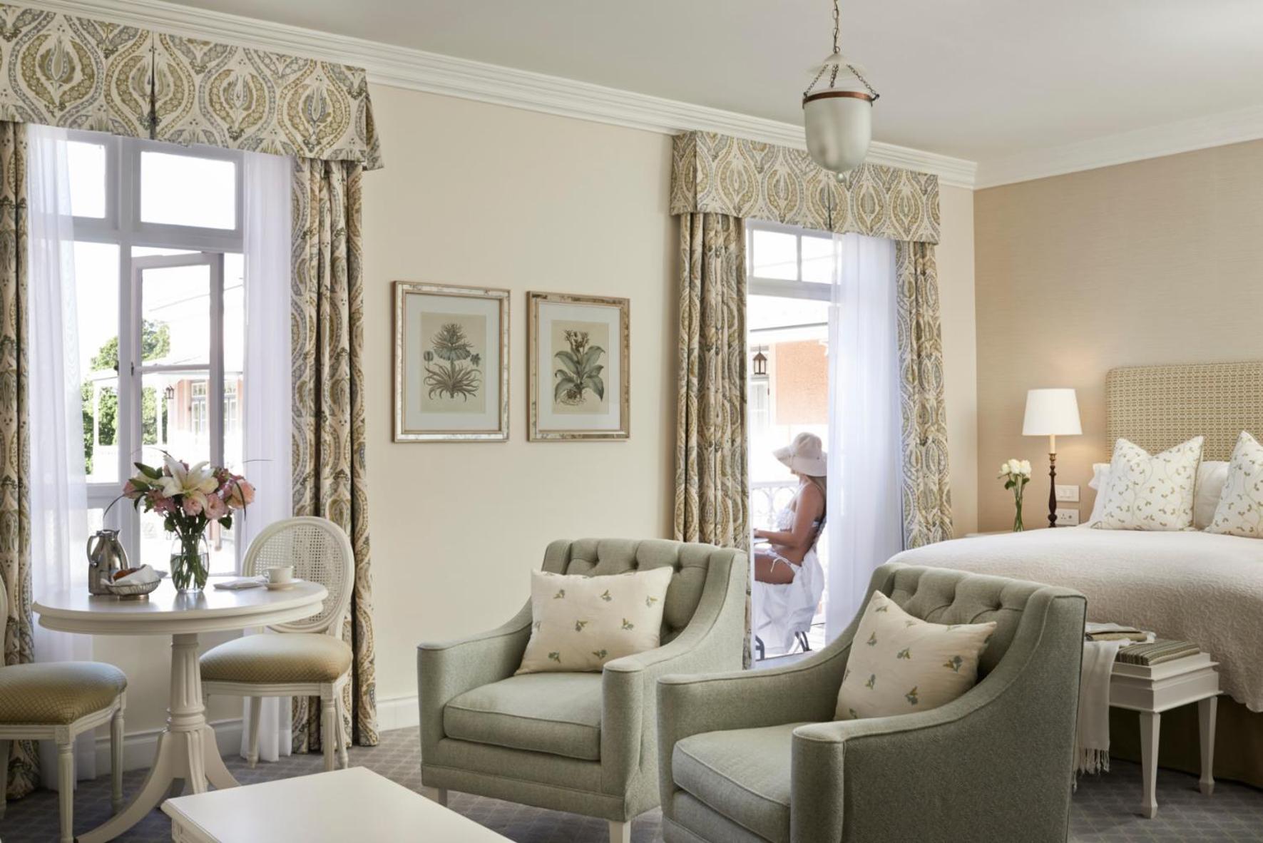 Deluxe Junior Suite