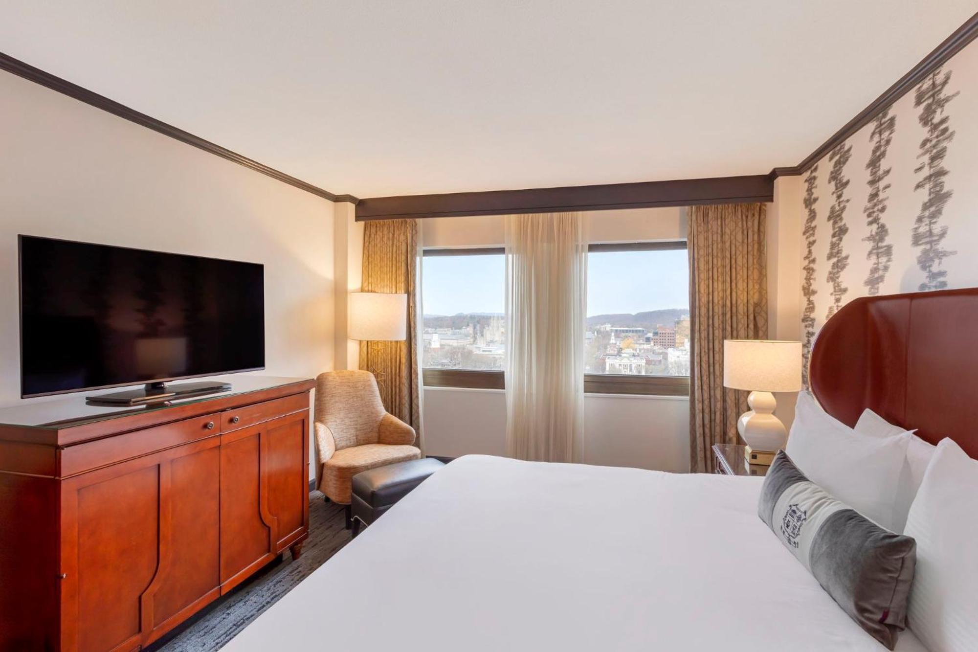 King Room Yale View