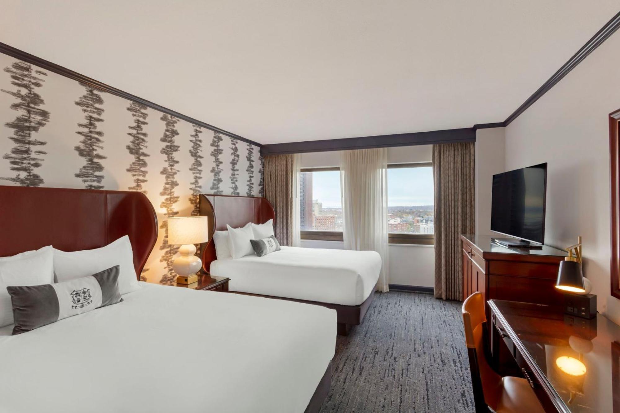 Deluxe Room 2 Queen Beds
