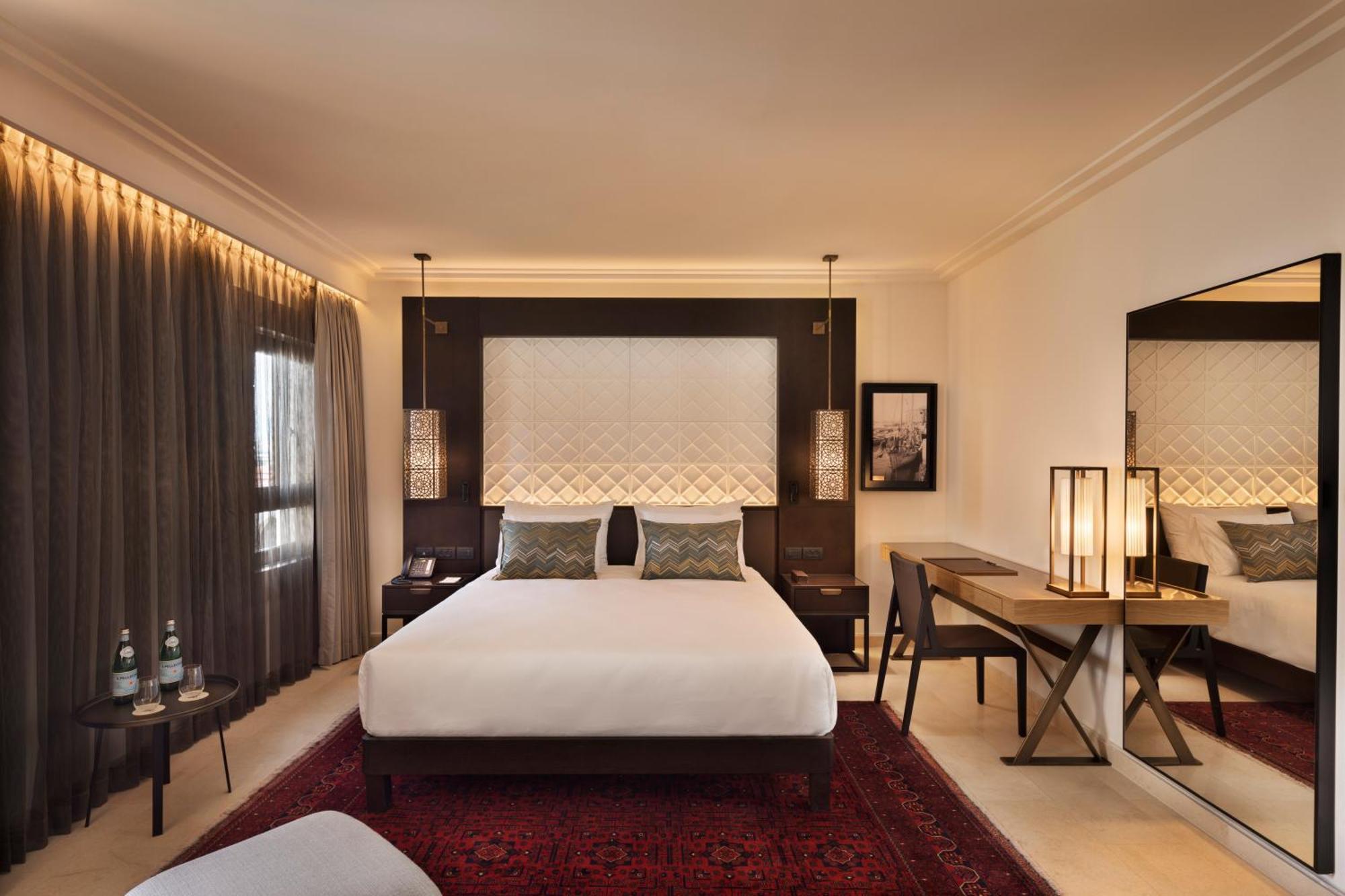 Premium Partial Sea View