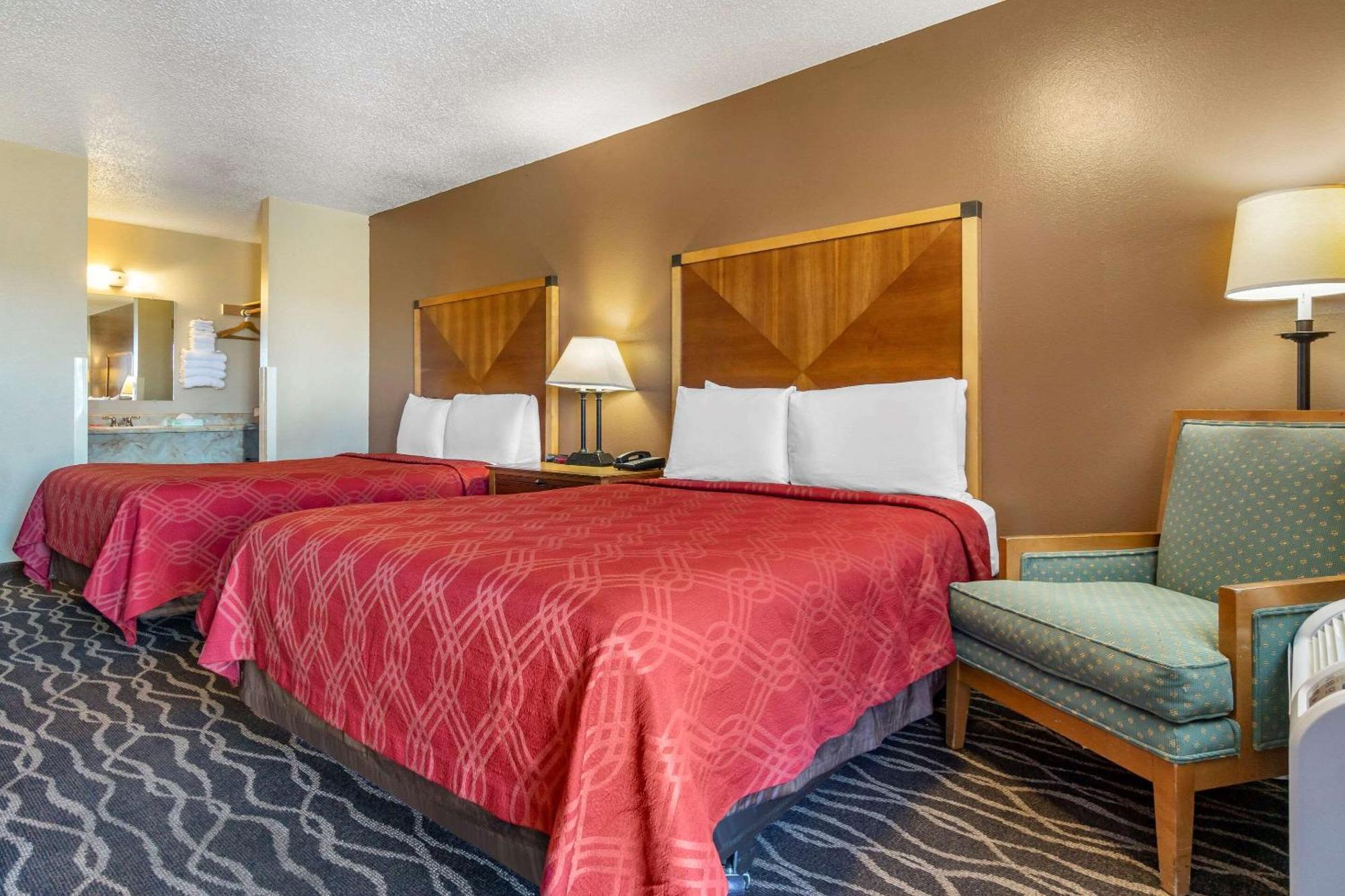 Deluxe Double Room Two Double Beds Non-Smoking