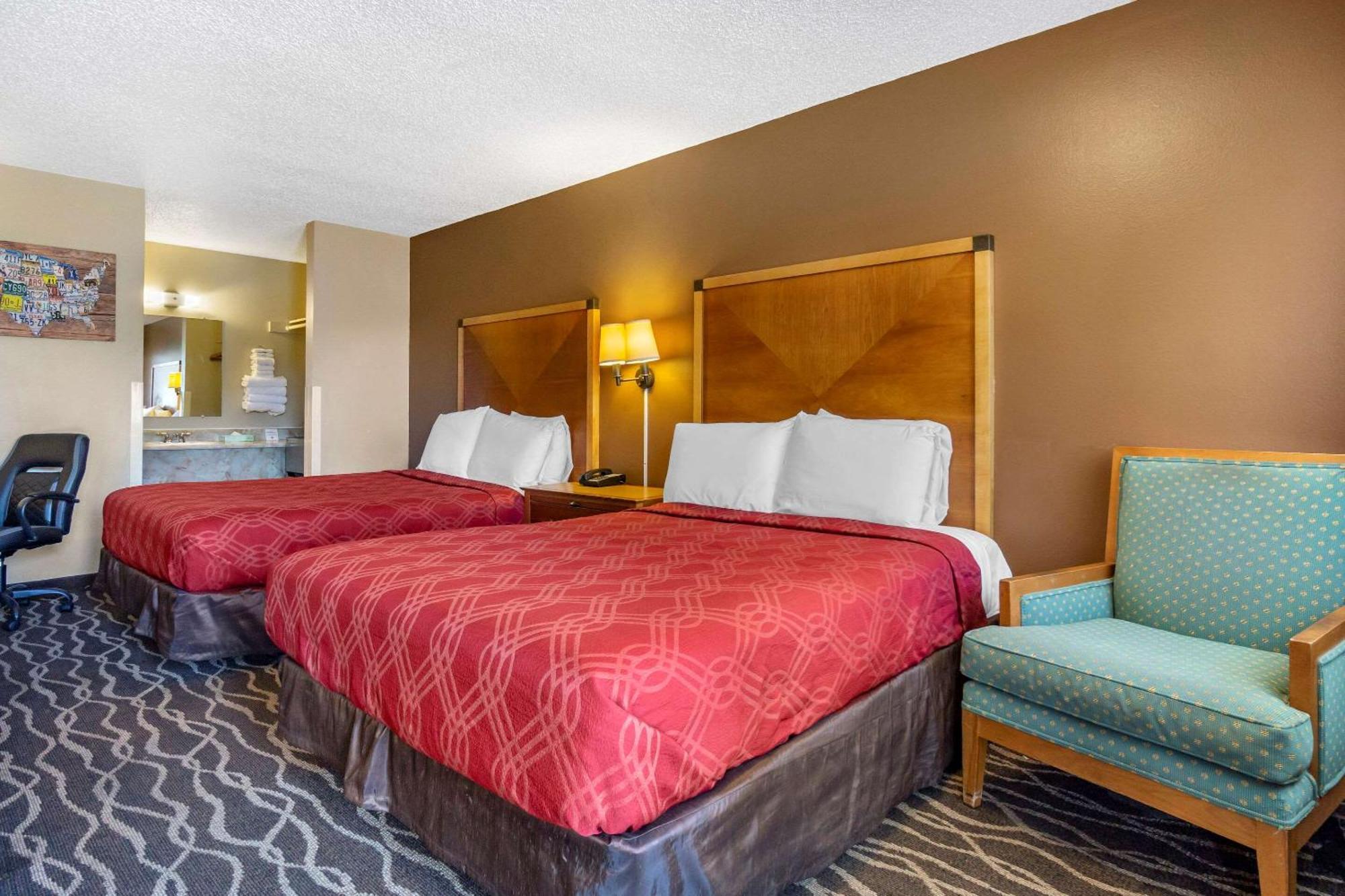 Superior Double Room Two Double Beds Lake View or Non-Smoking