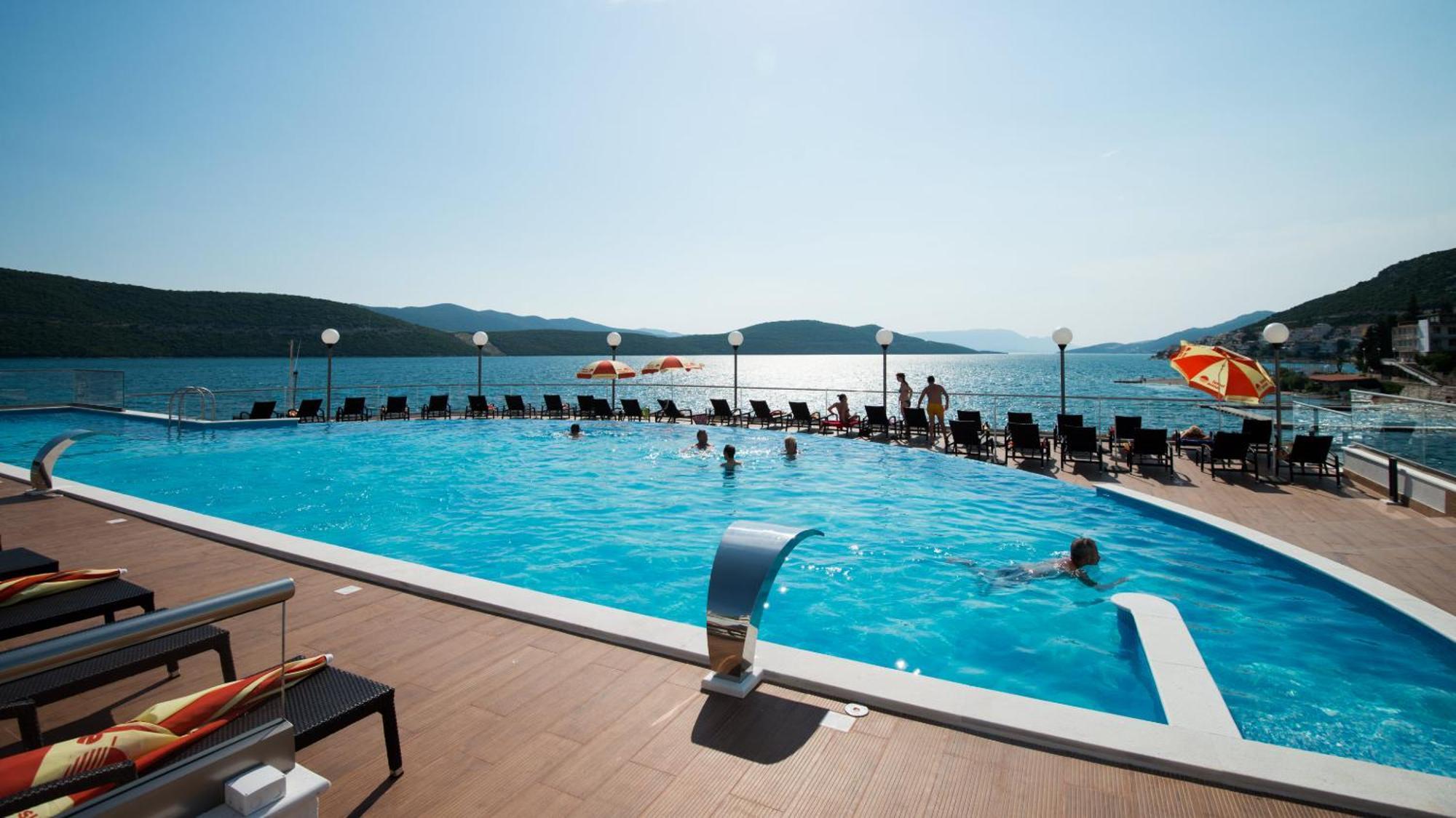 Standard Double or Twin Room Balcony