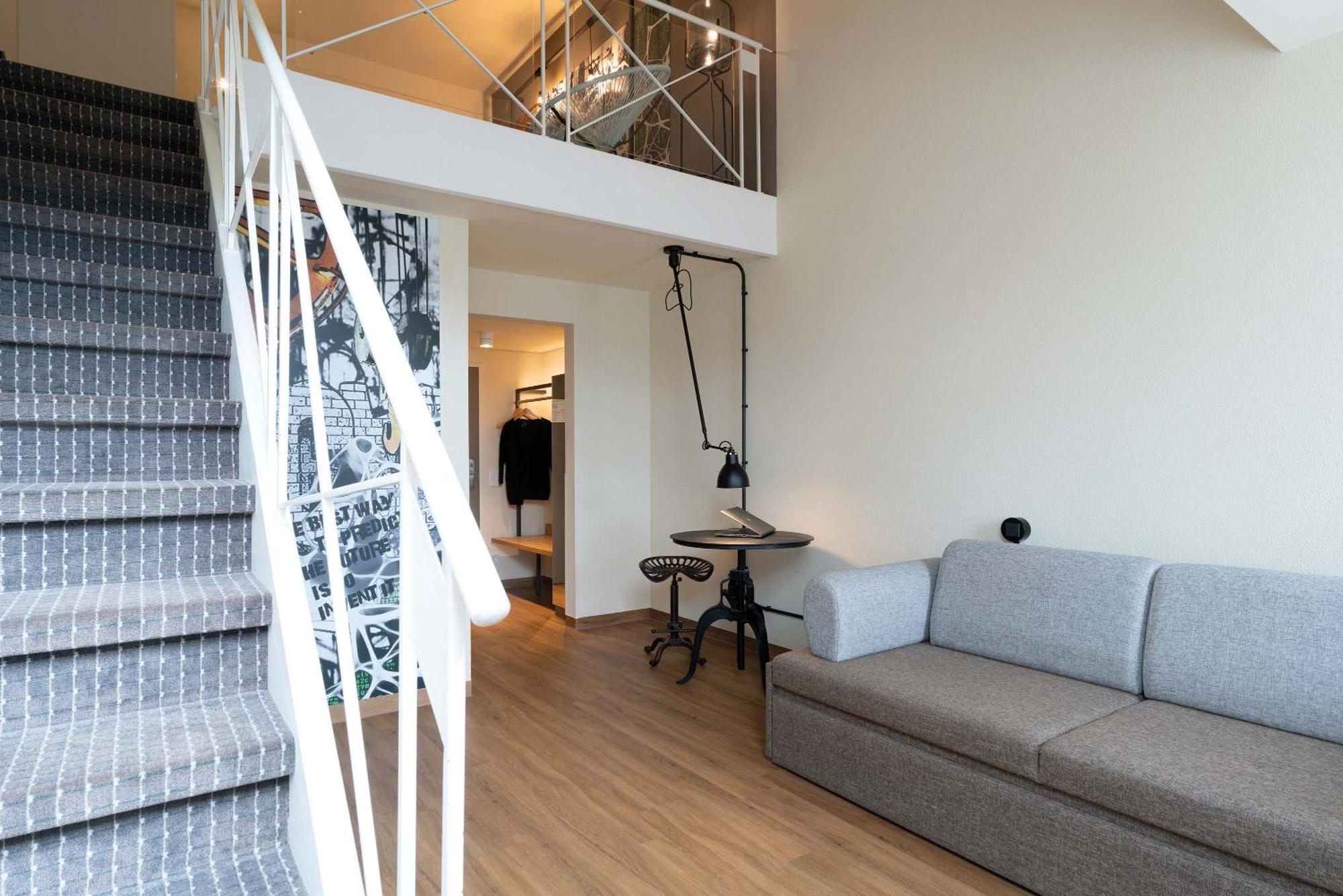 Apartment Split Level