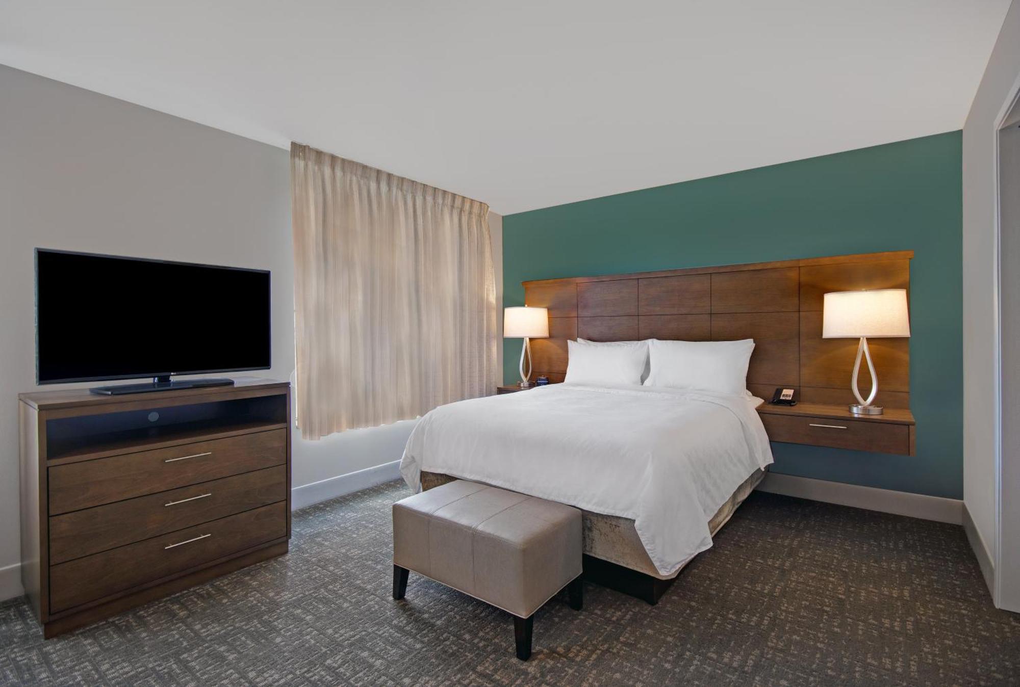 King Studio Suite
