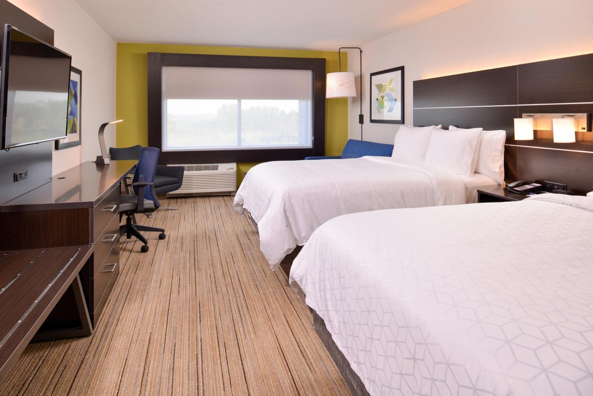 Room Two Double Beds Sofa Bed Non-Smoking