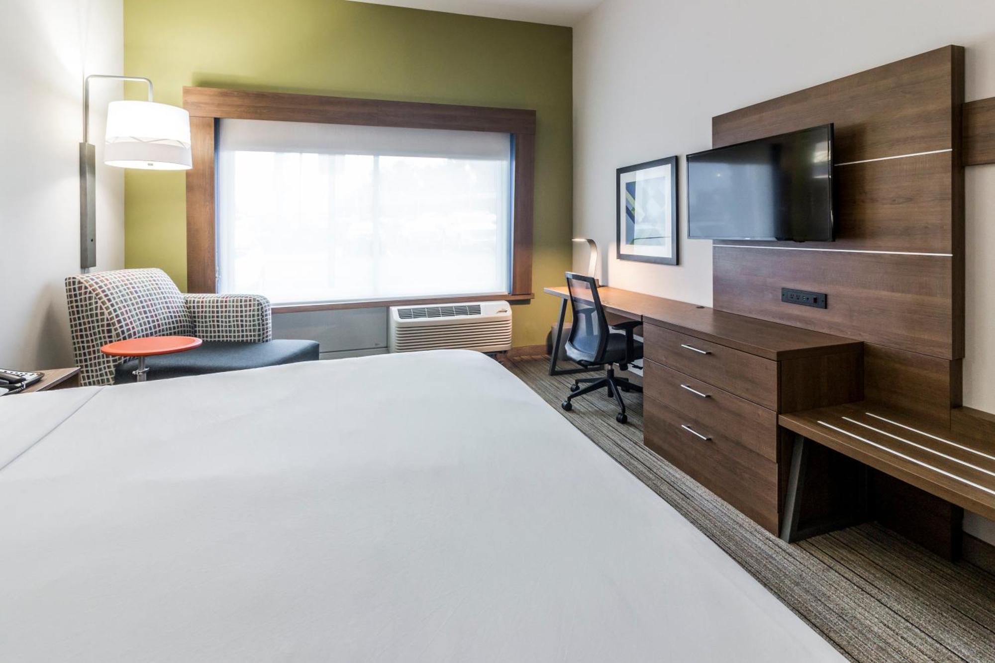 King Suite with Sofa Bed