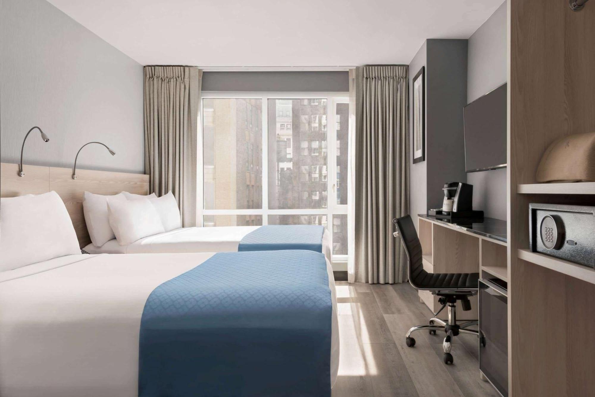 Double Room Two Double Beds Non-Smoking