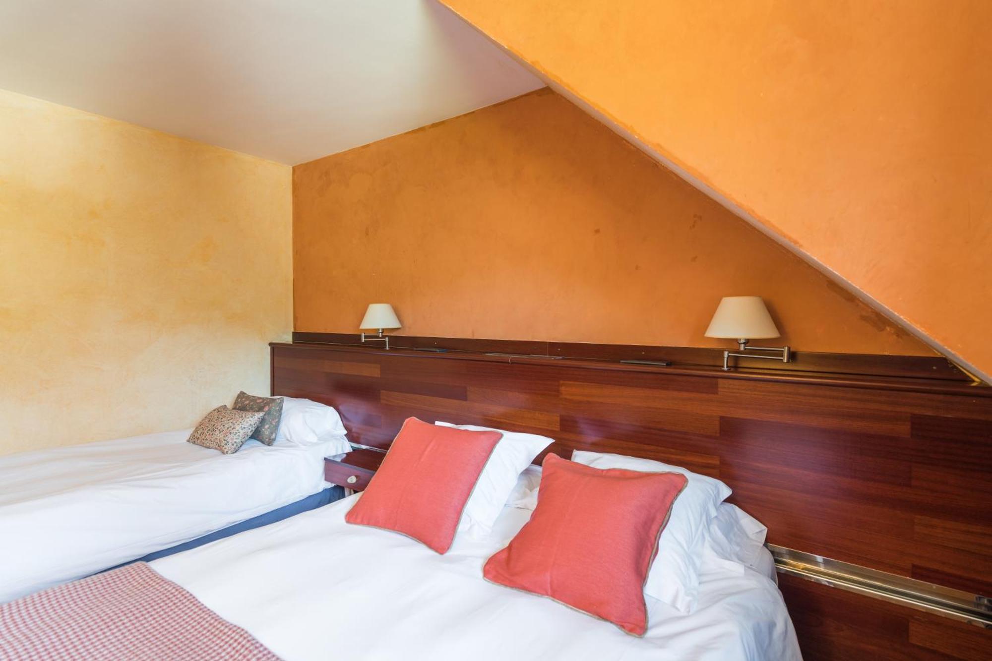 Habitación Triple (2 adultos + 1 niño)