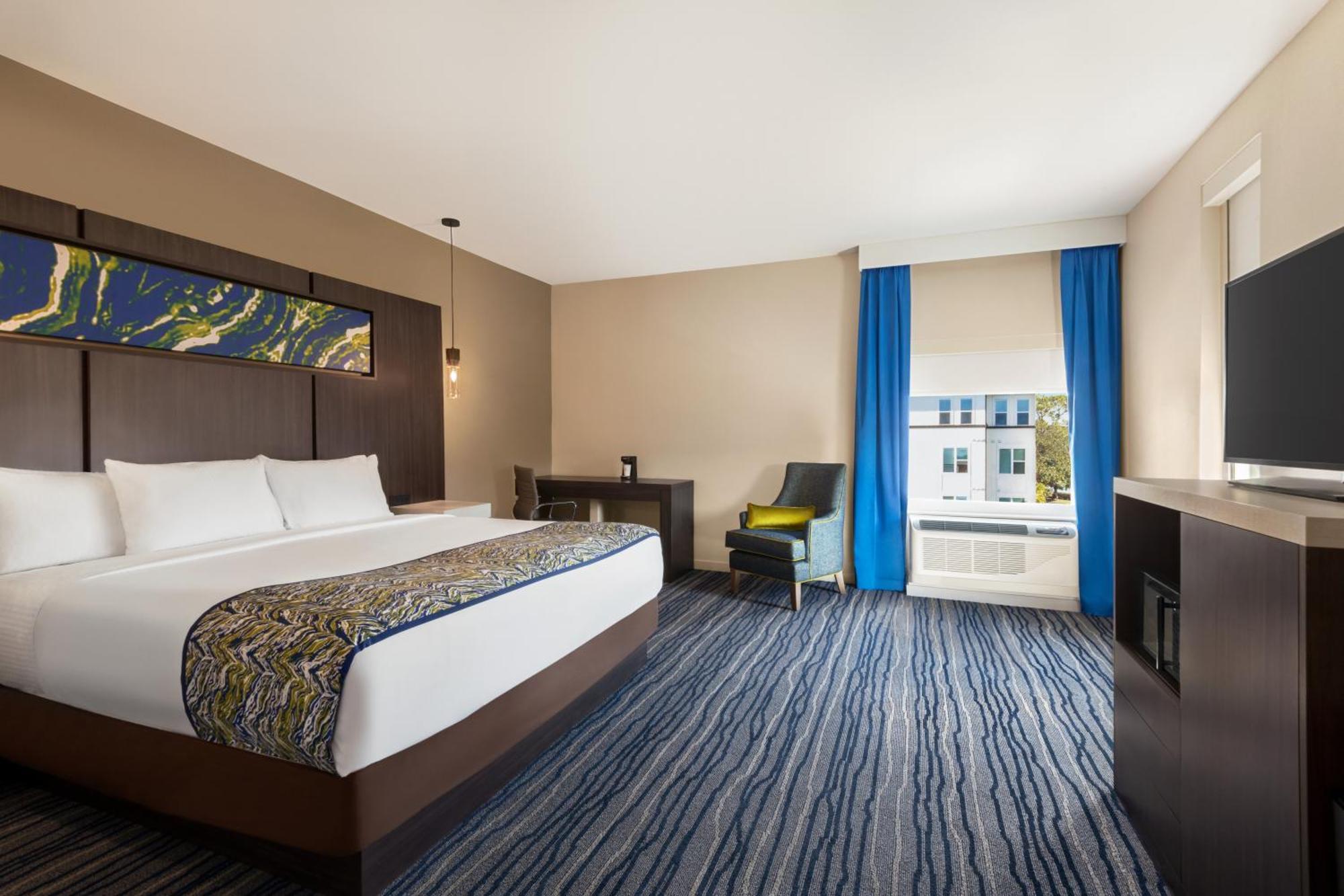 Chambre Lit King-Size - Accessible aux Personnes à Mobilité Réduite - Non-Fumeurs