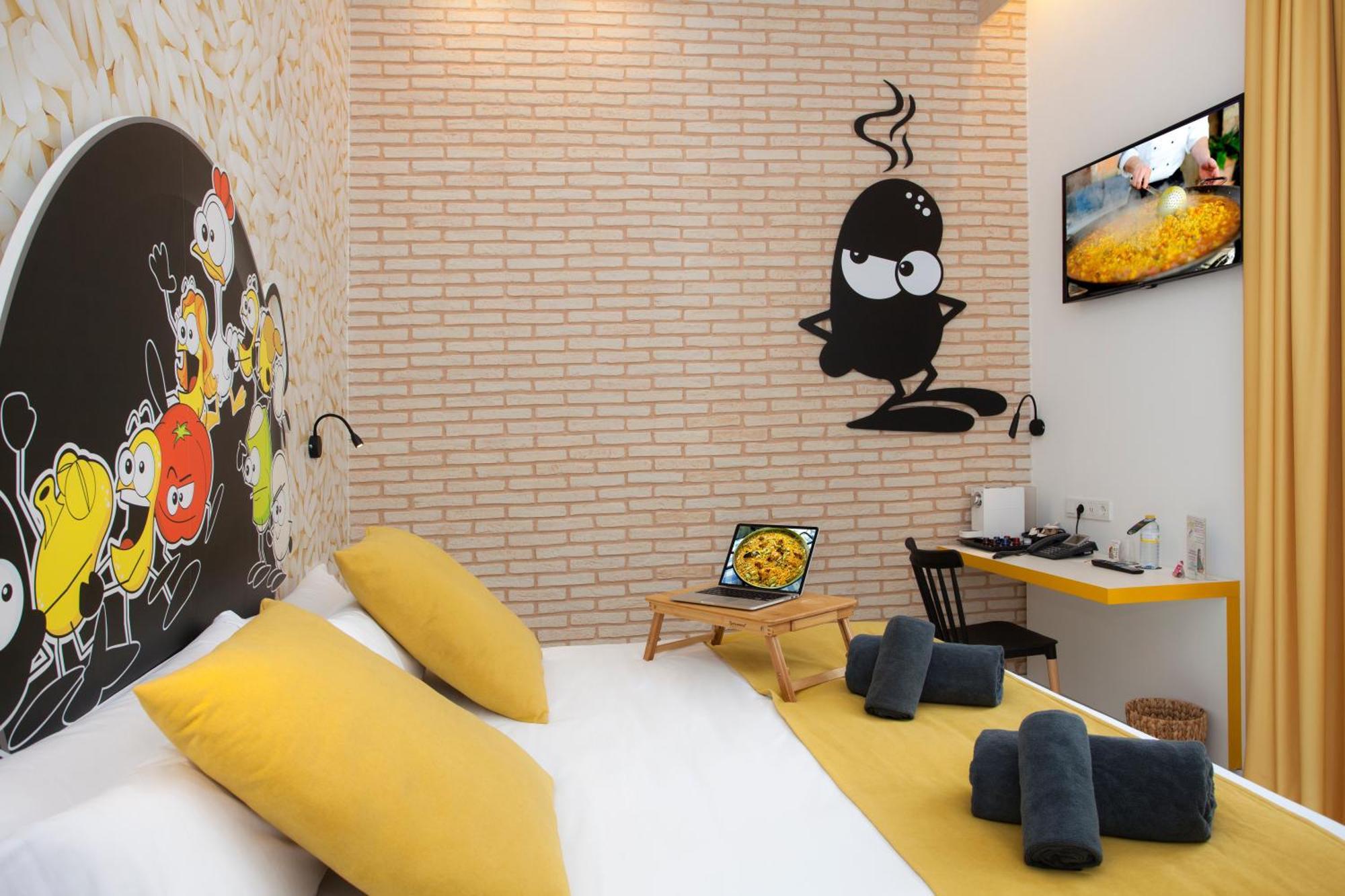 Deluxe Queen Room