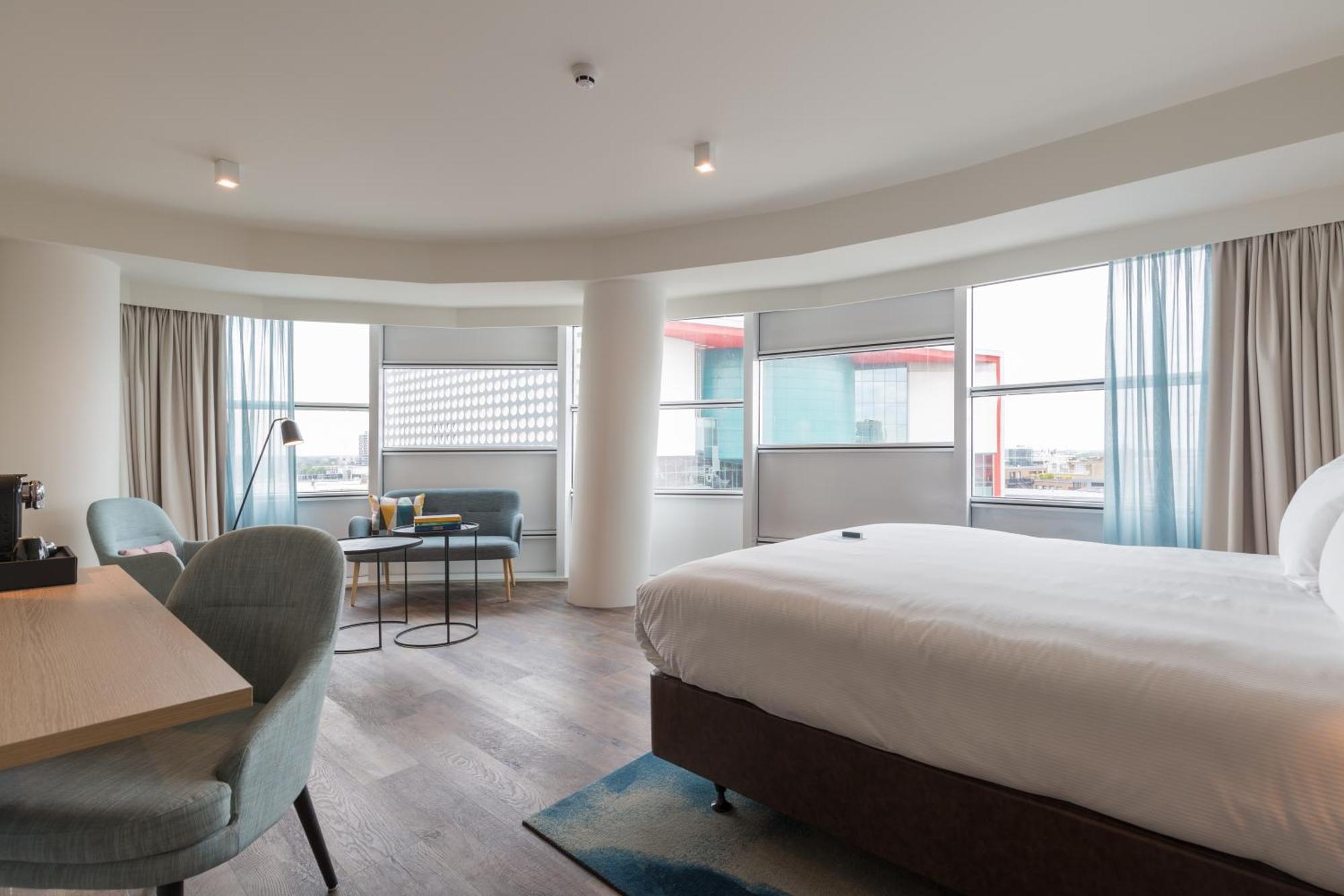 Premium King Room