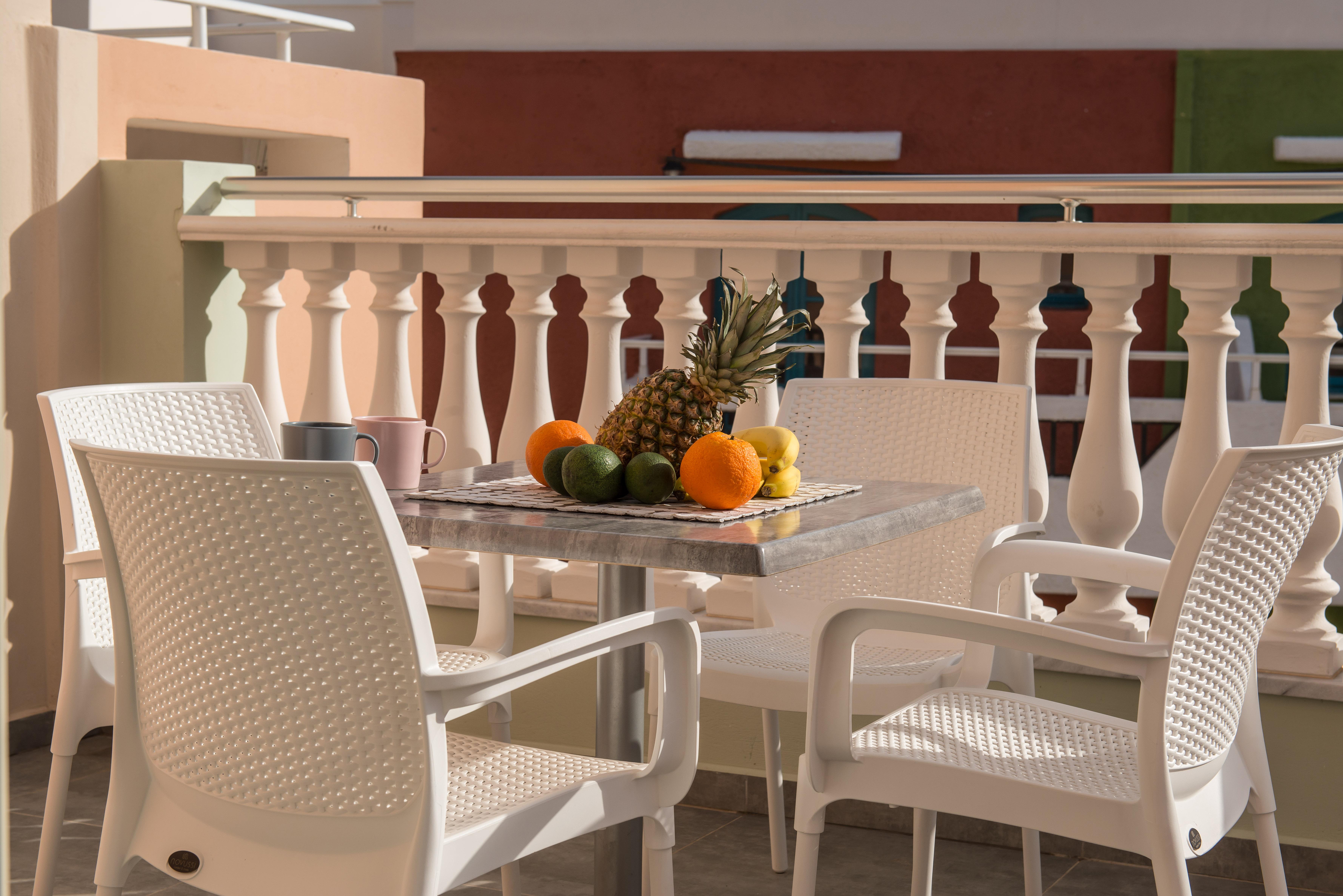 Superior One-Bedroom Apartment
