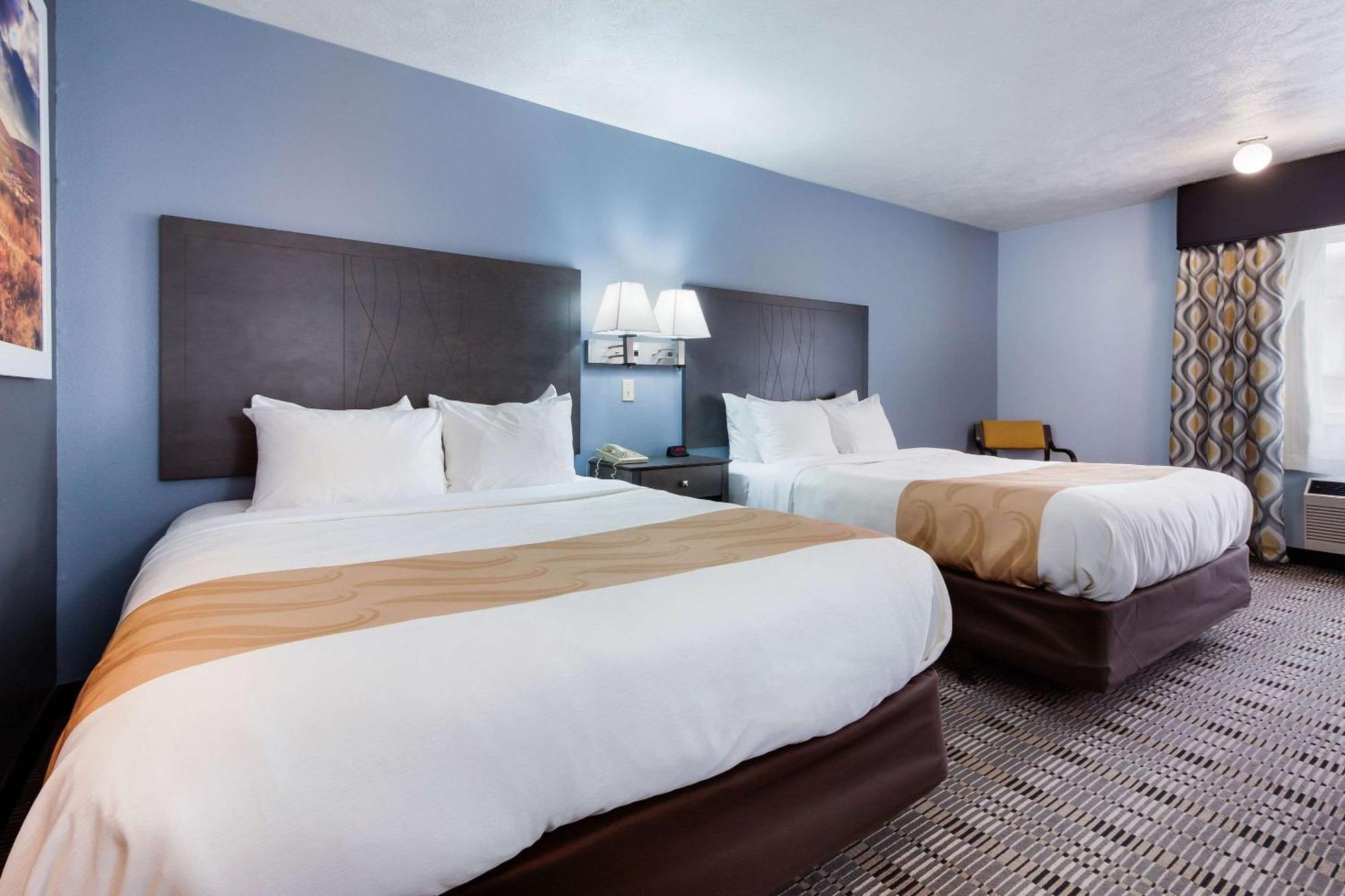 Queen Room Two Queen Beds Non-Smoking