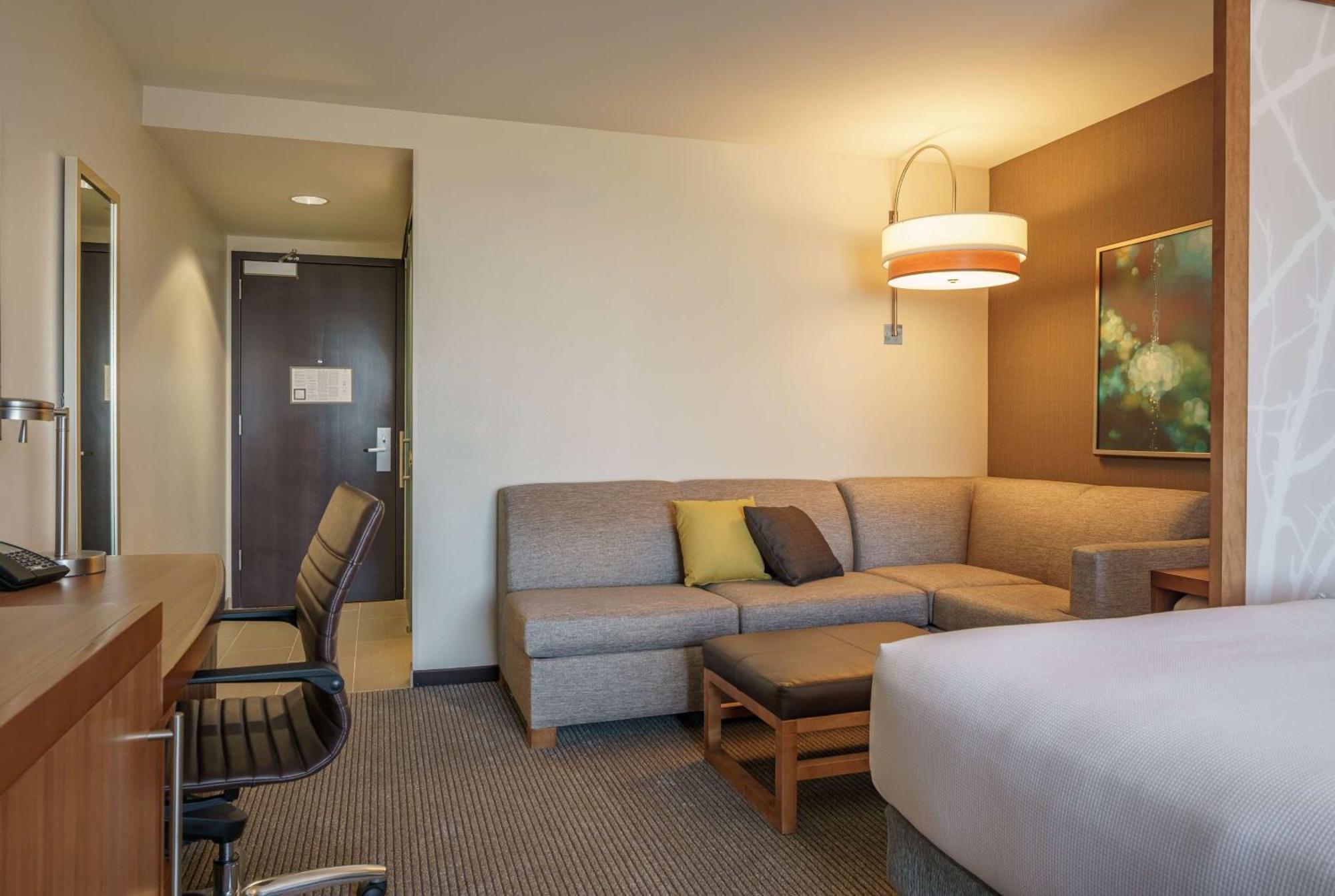 King Room Sofa Bed High Floor