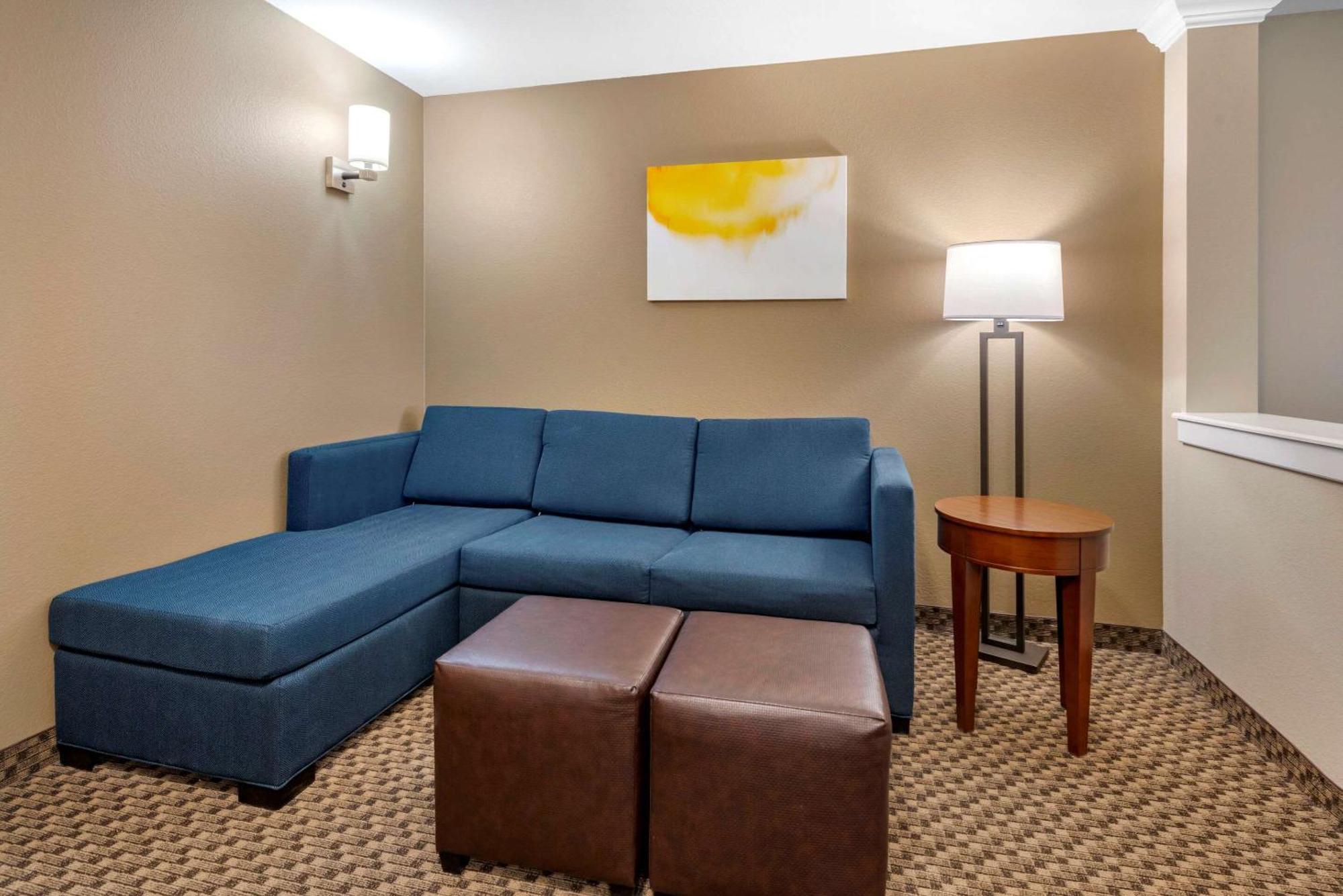Queen Room Two Queen Beds Accessible or Non-Smoking