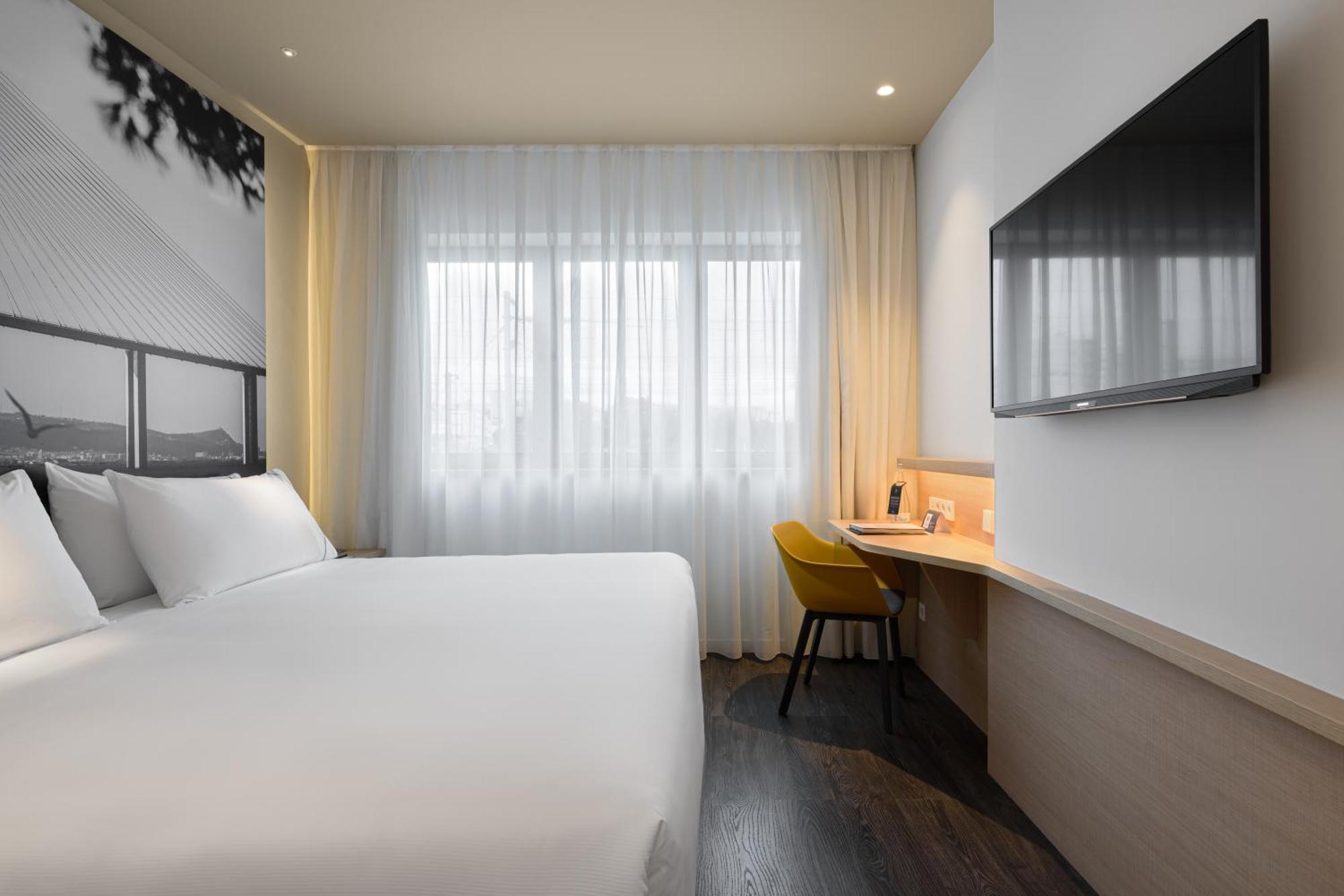 Double or Twin Room City View