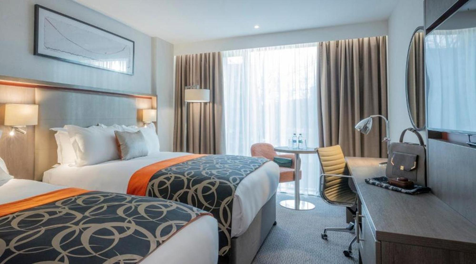 Deluxe Double Single Room