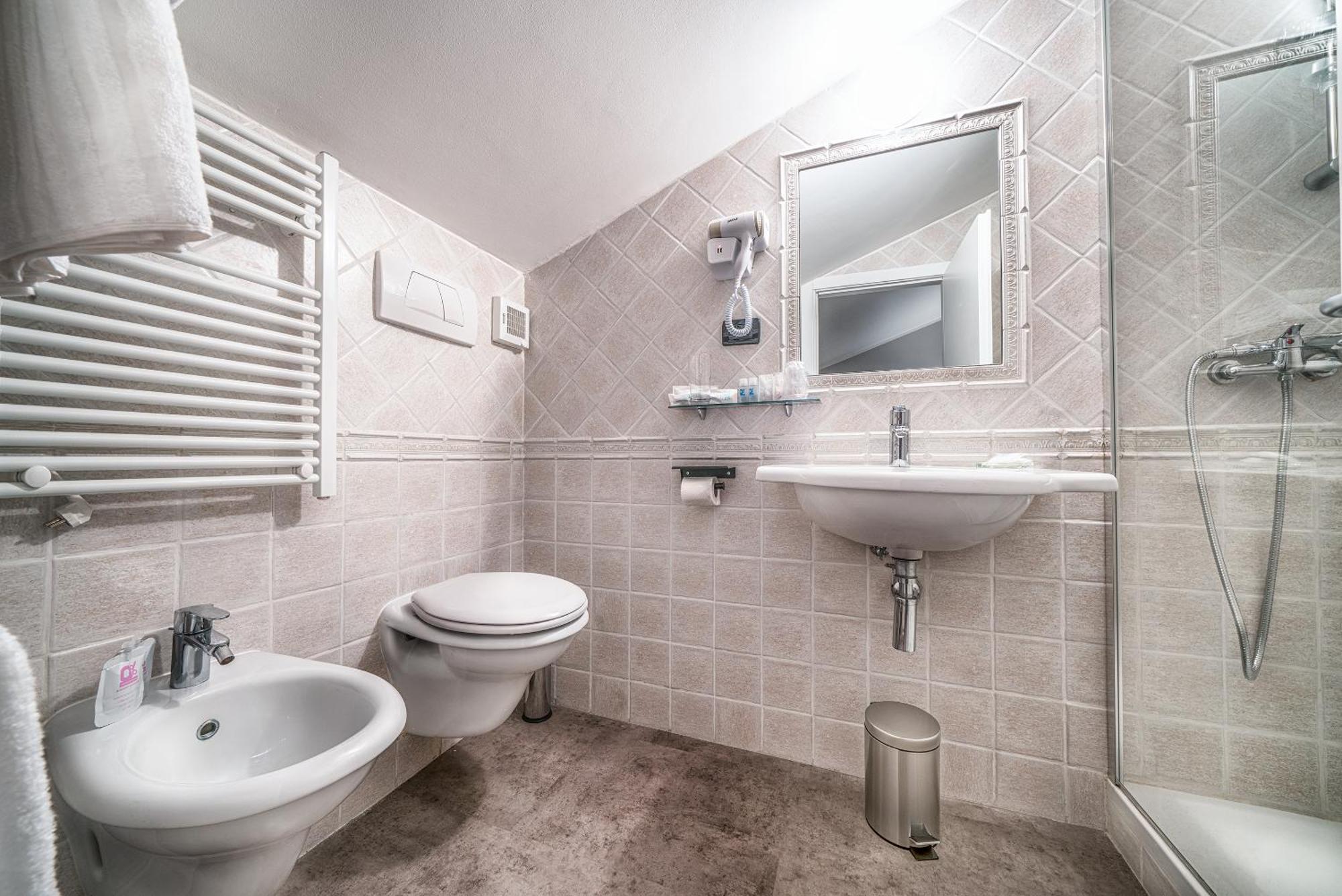 Suite Júnior