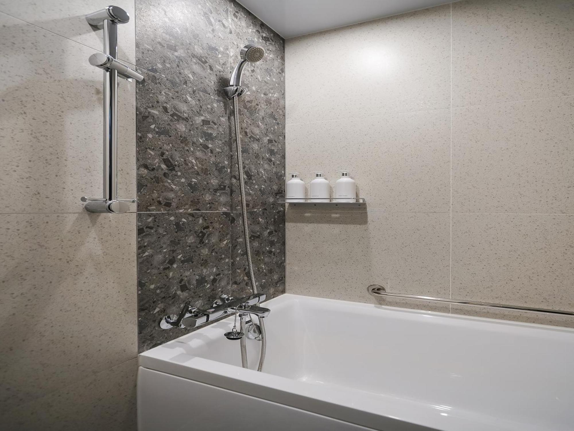 Double Room With Complimentary Breakfast