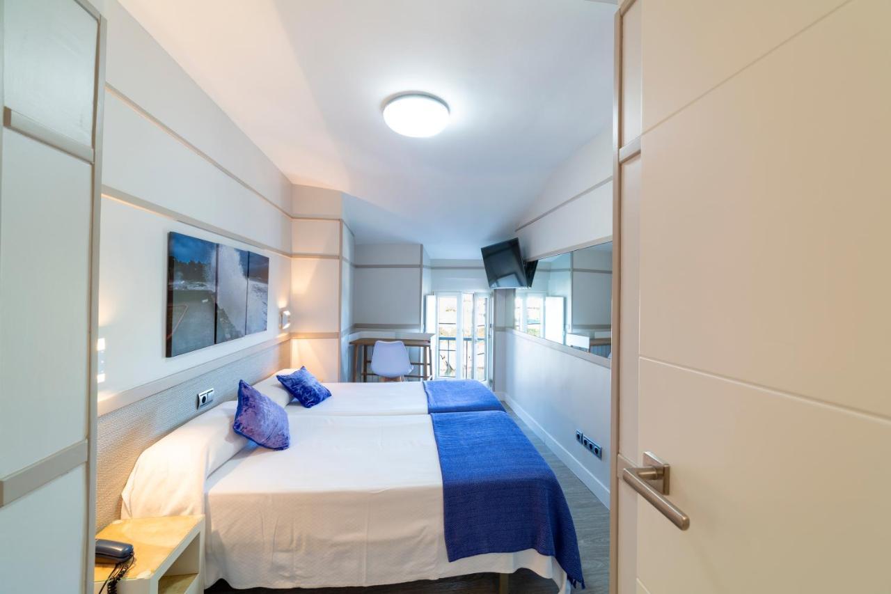 Double Room Balcony Sea View