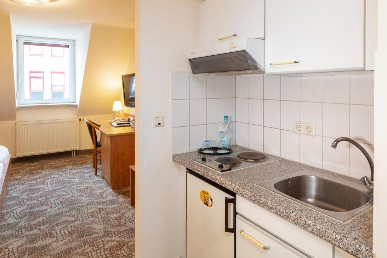 Double Room,1286065738:JPEG