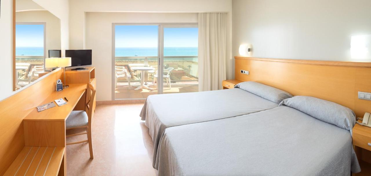 Double Room with Balcony,702712693:JPEG