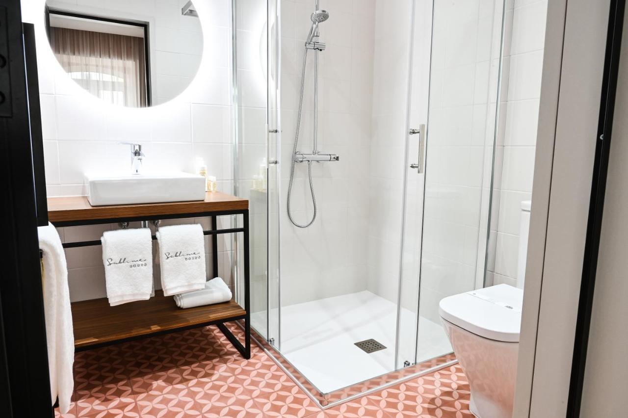 Family Room Private Bathroom