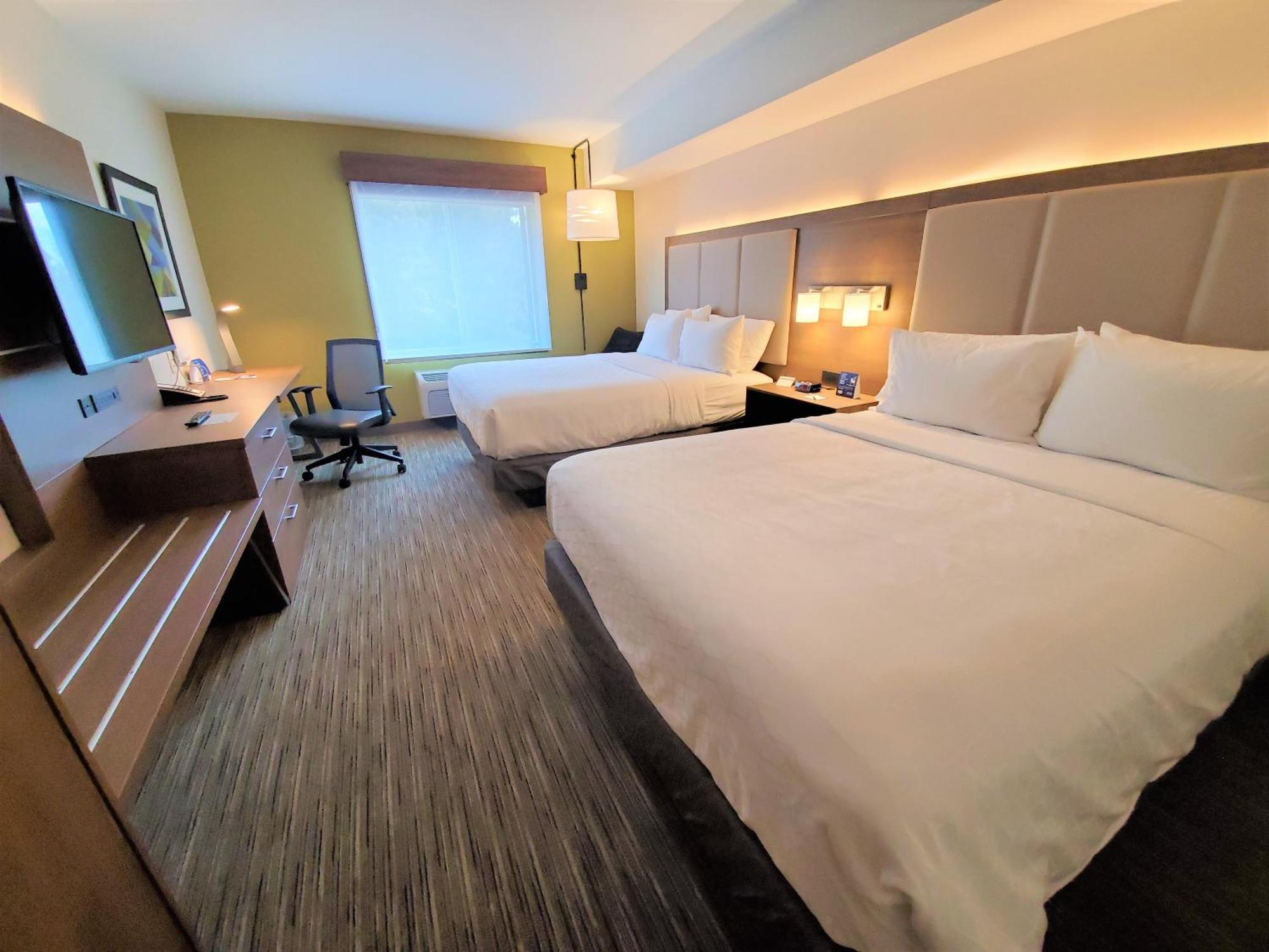 Standard Room Two Queen Beds