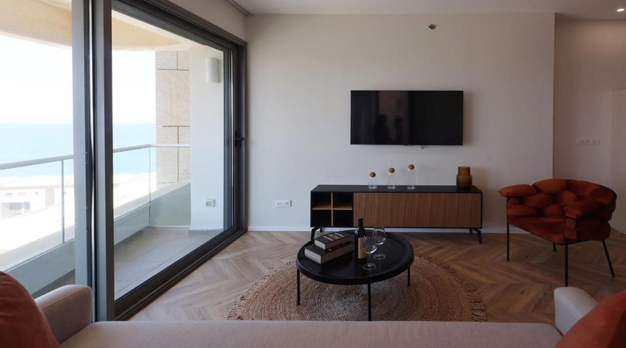 Play Suite Sea View