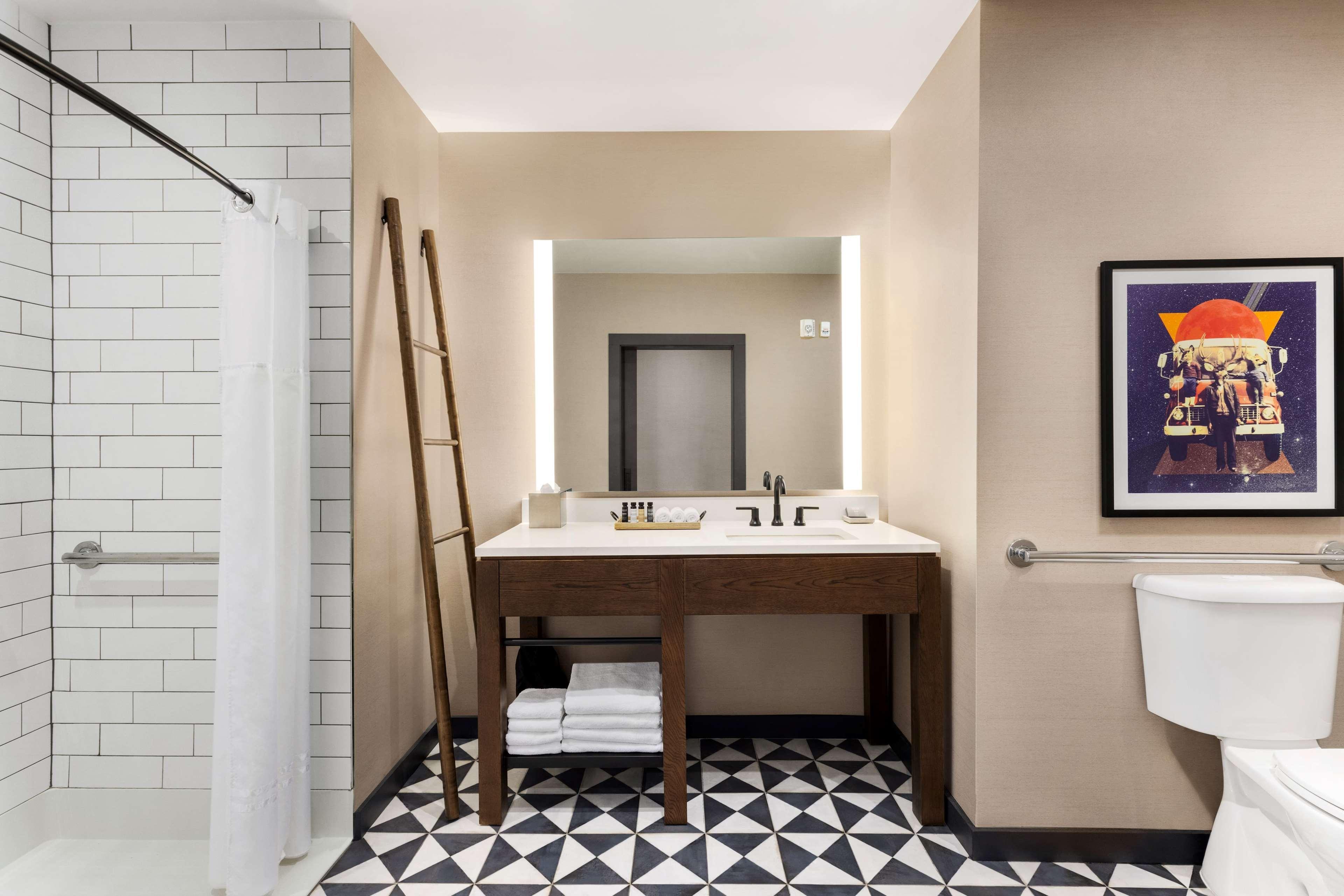 One Bedroom King Suite Mobility Accessible or Non-Smoking
