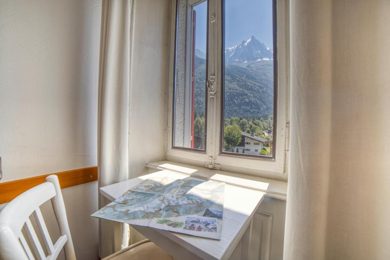 Twin Room Balcony View of Mont Blanc
