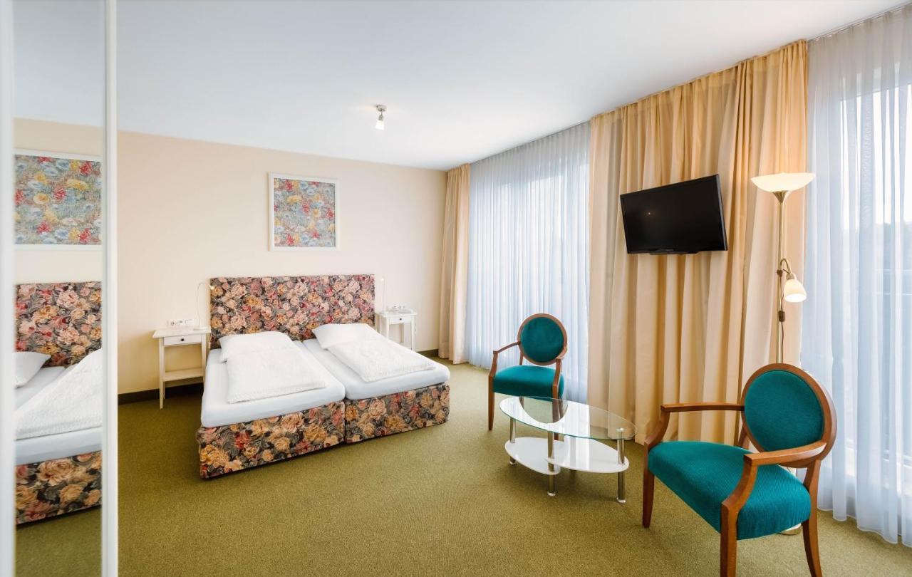 Dreibettzimmer