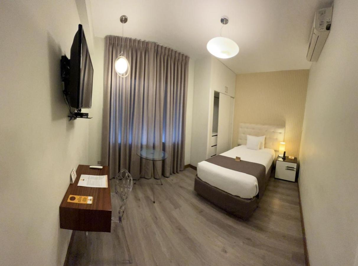 Small Single Room