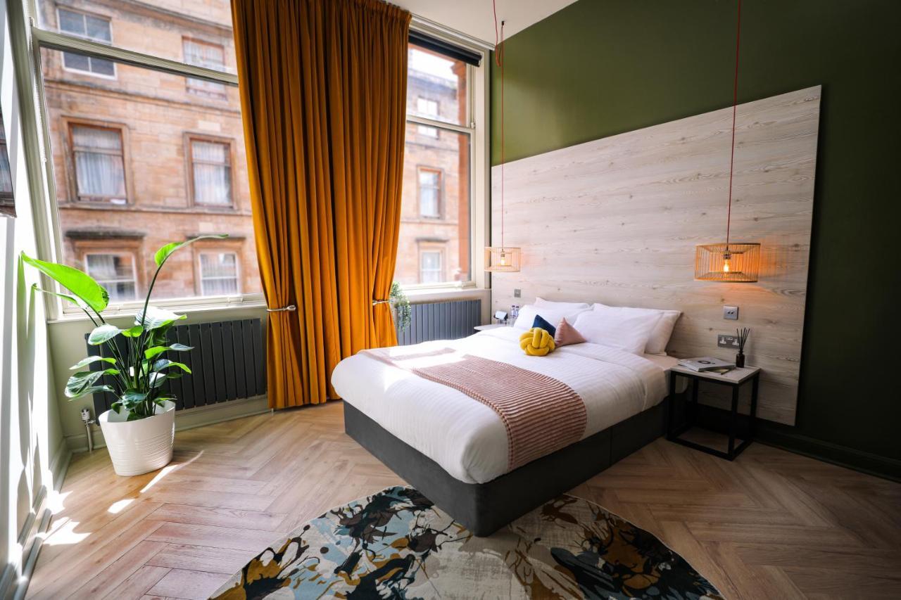 King Size Bed Shared Facilities
