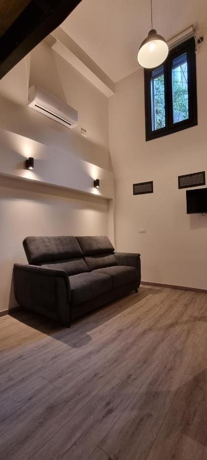 Studio - Split Level,1292269357:JPEG