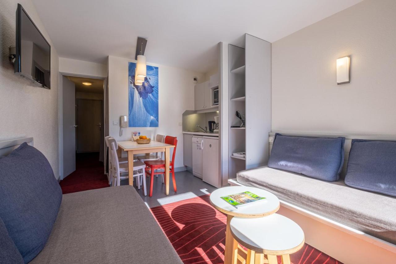 One-Bedroom Apartment Open Mountain View